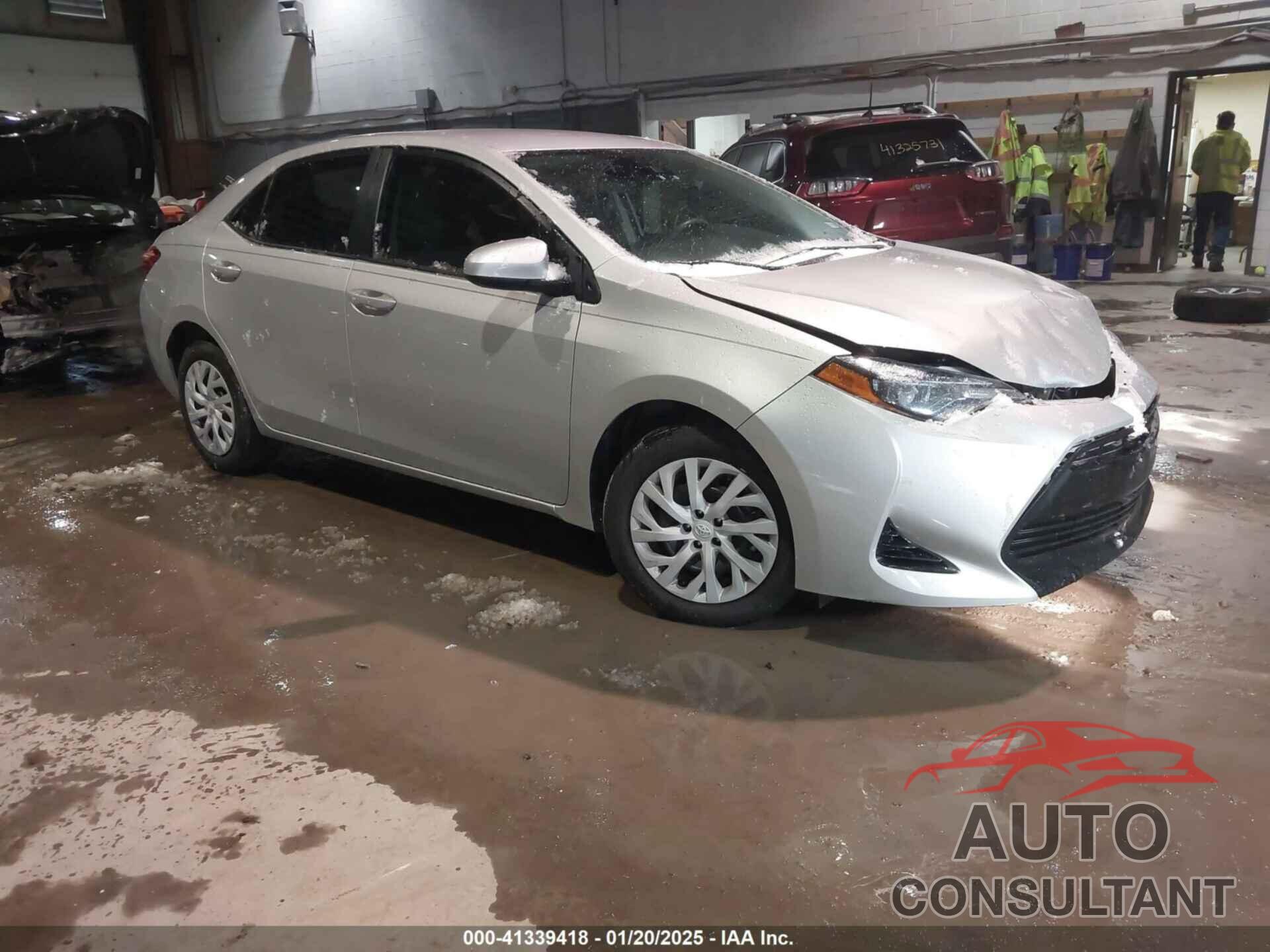 TOYOTA COROLLA 2019 - 5YFBURHE0KP877341