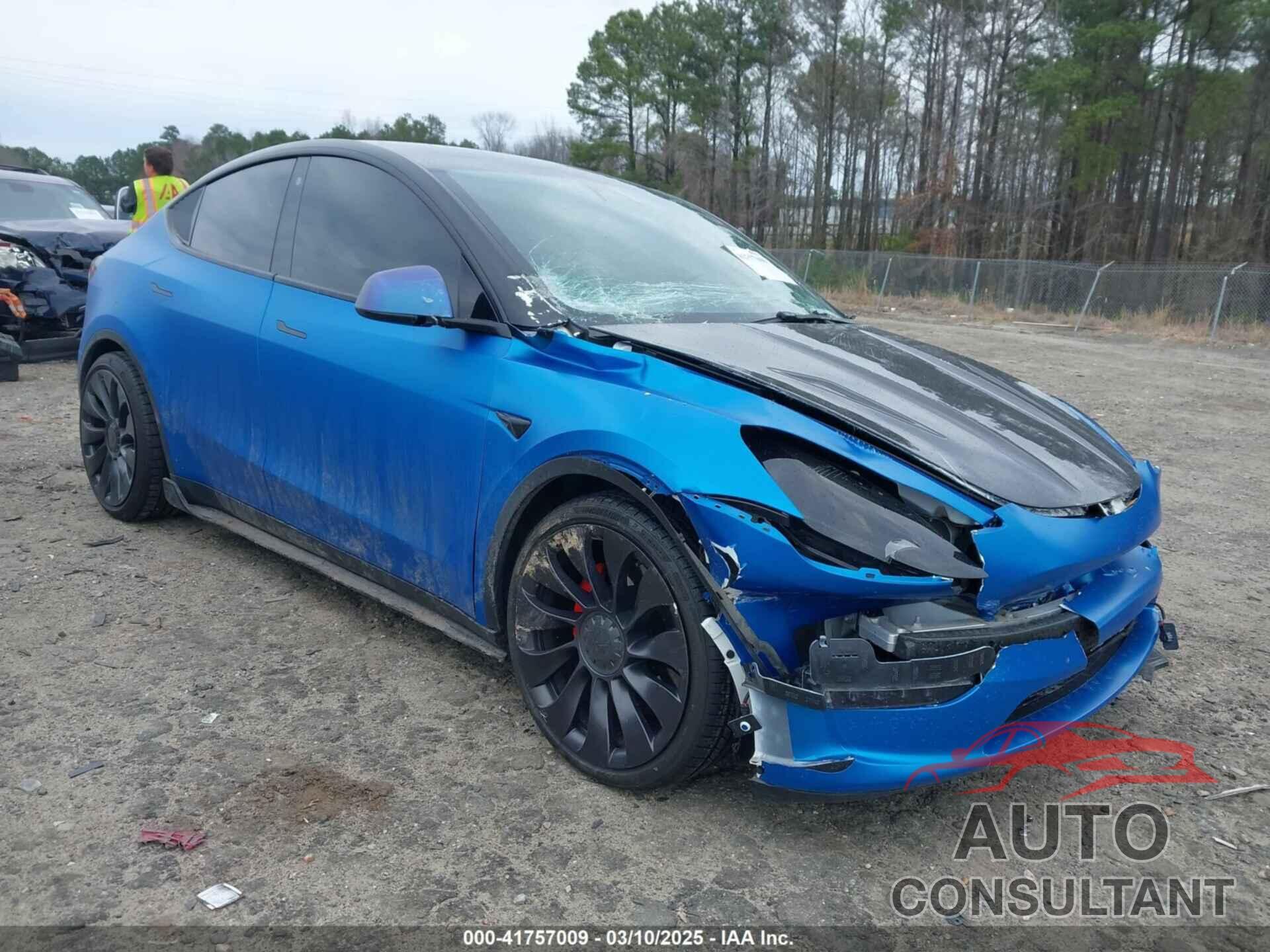 TESLA MODEL Y 2021 - 5YJYGDEF8MF209819