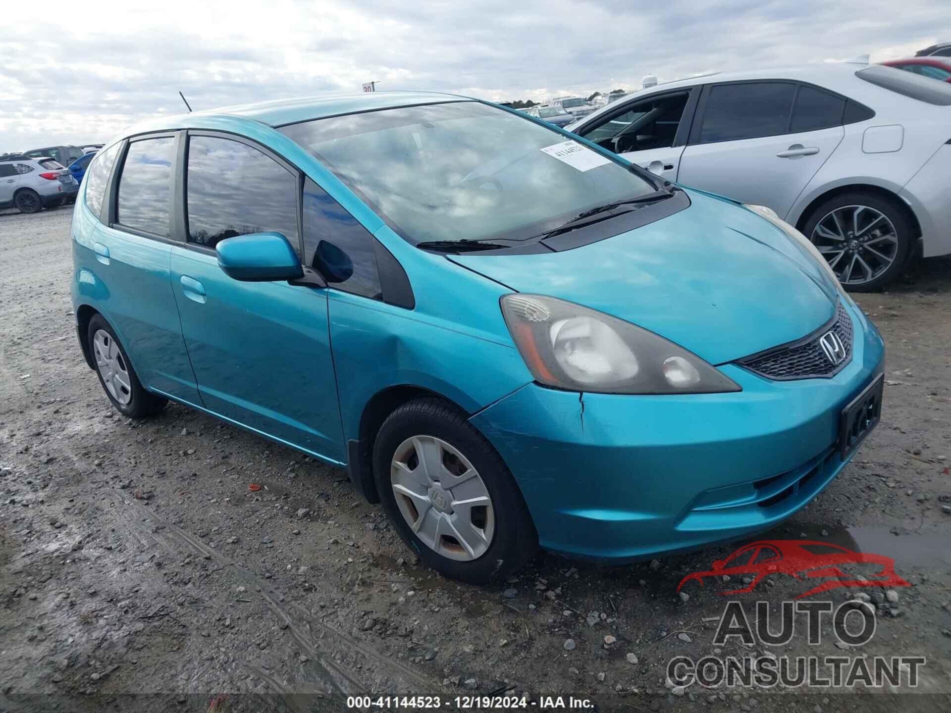 HONDA FIT 2013 - JHMGE8H36DC023041