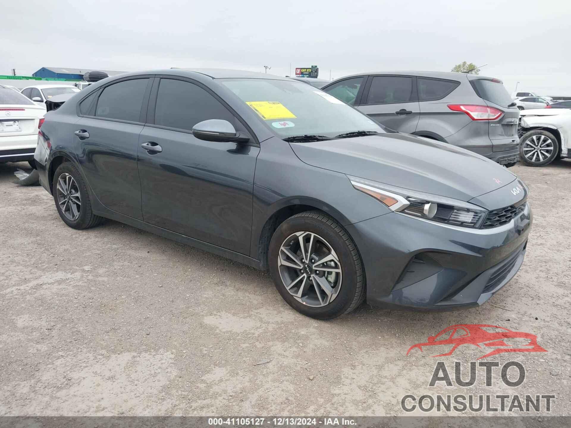 KIA FORTE 2024 - 3KPF24AD8RE838004