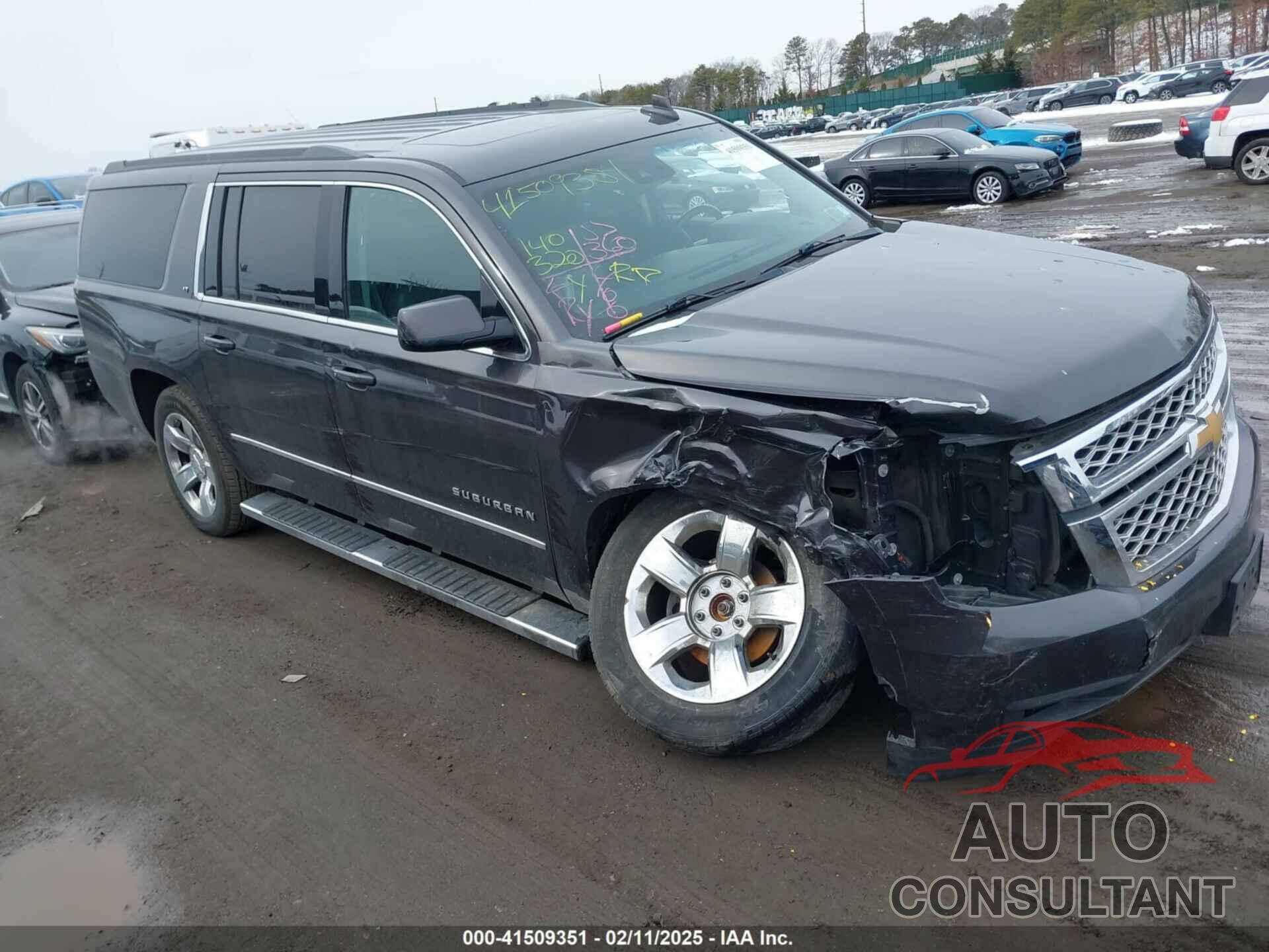 CHEVROLET SUBURBAN 2017 - 1GNSKHKC6HR398368