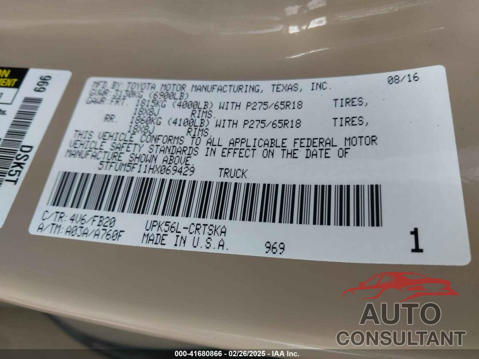 TOYOTA TUNDRA 2017 - 5TFUM5F11HX069429