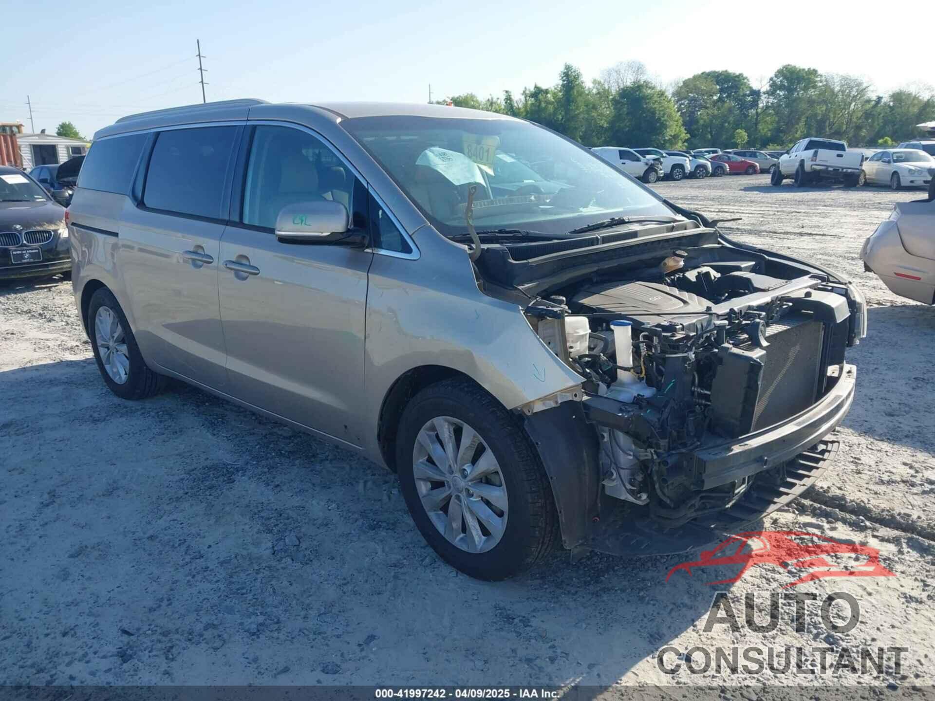 KIA SEDONA 2015 - KNDMC5C13F6022333
