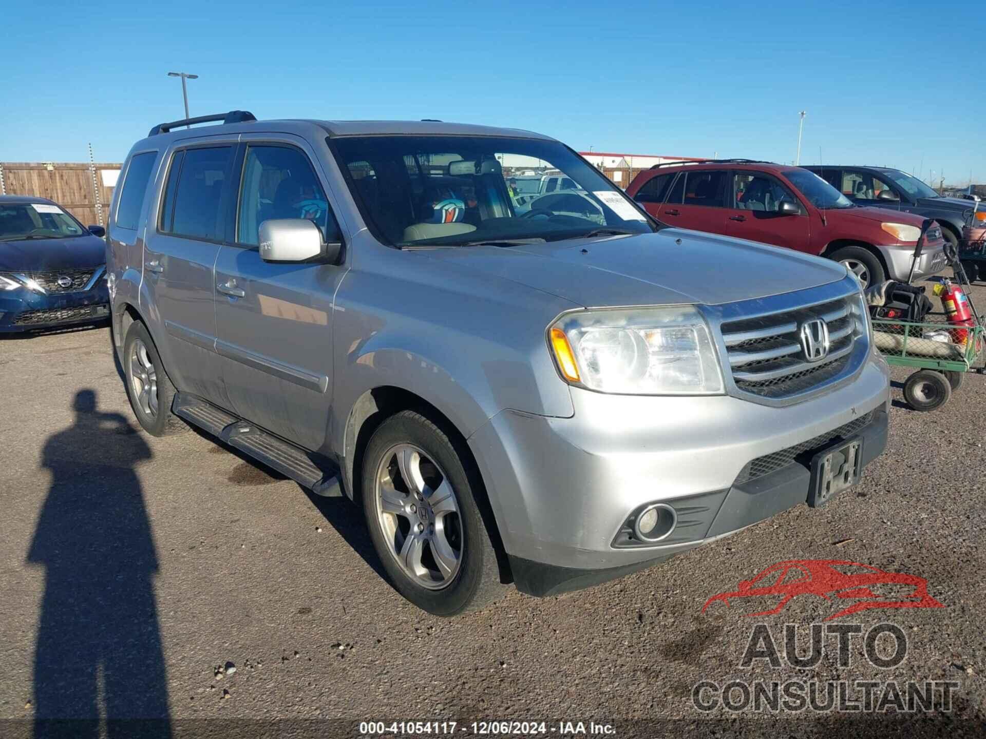 HONDA PILOT 2013 - 5FNYF4H51DB050700