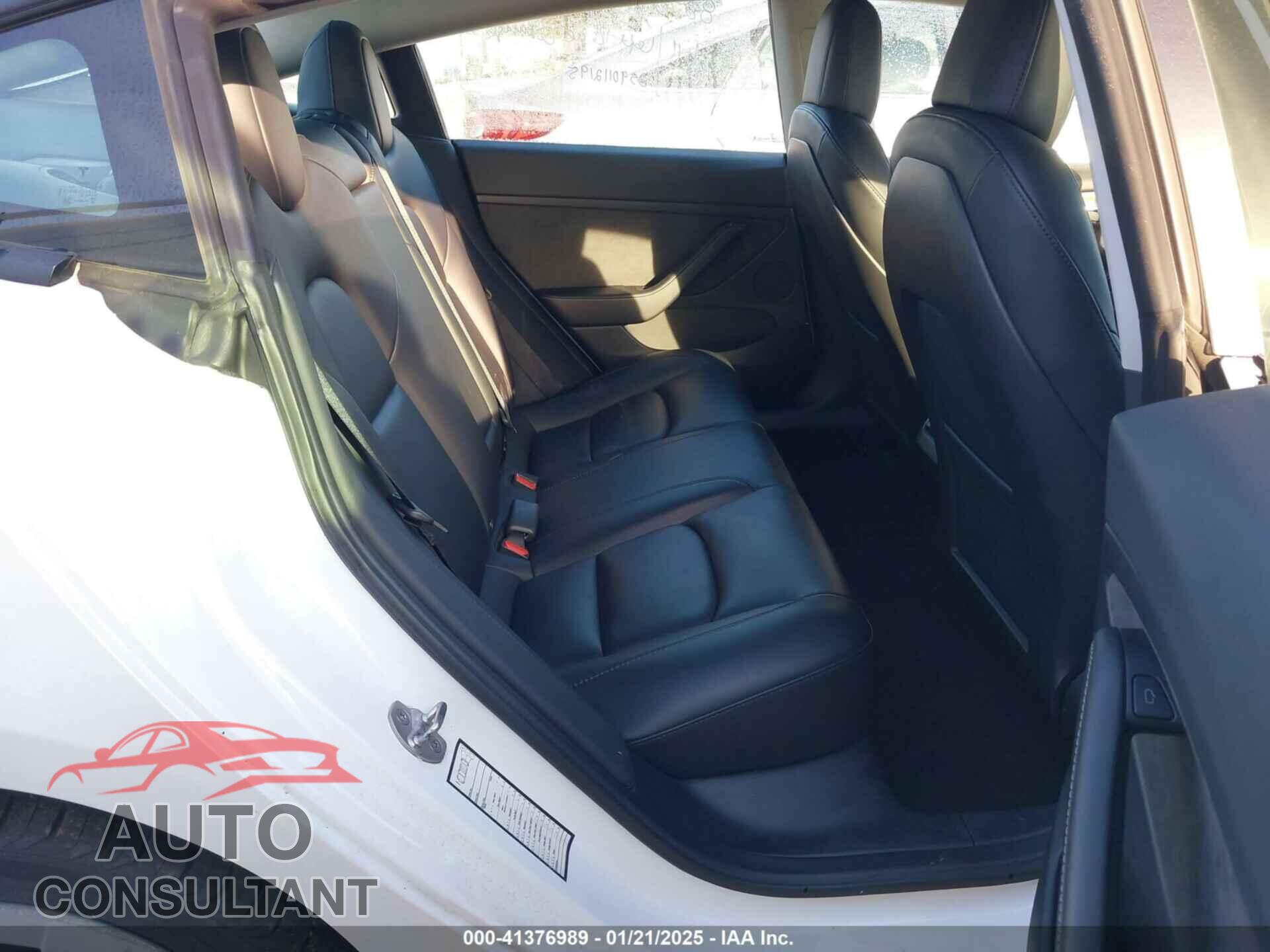 TESLA MODEL 3 2023 - 5YJ3E1EA2PF448385