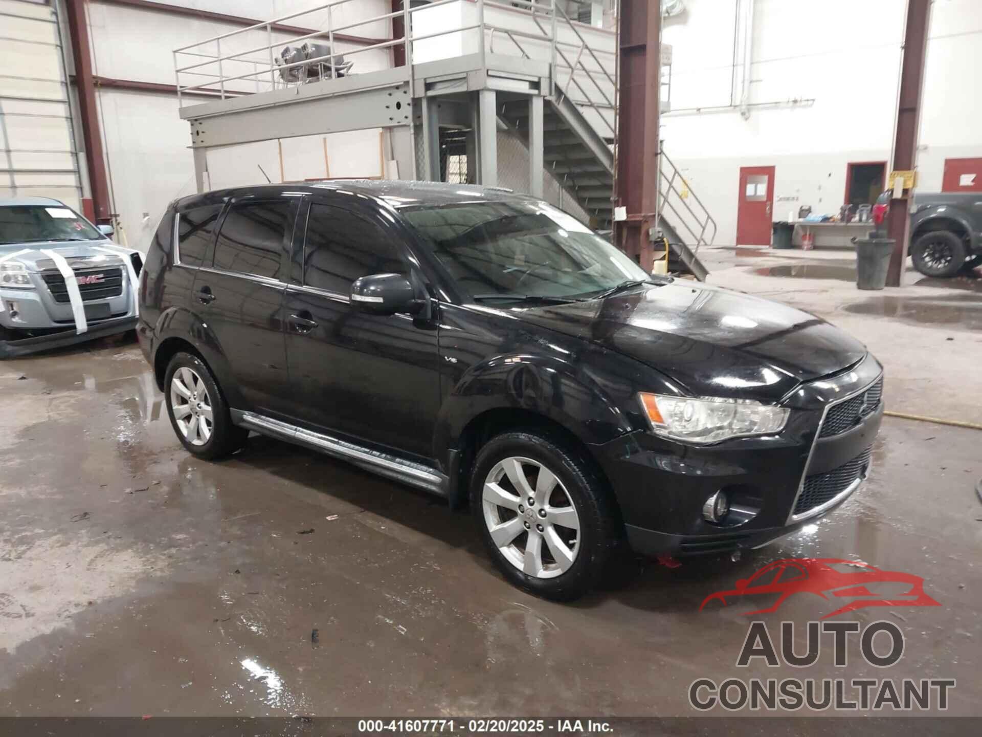 MITSUBISHI OUTLANDER 2011 - JA4JT5AX8BU016134