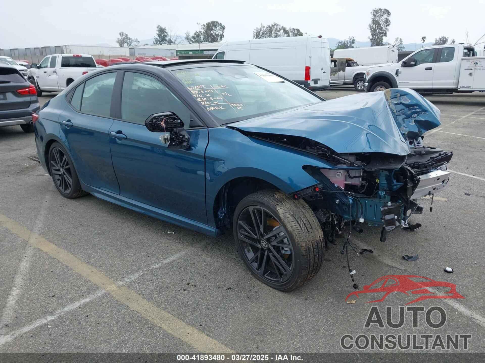 TOYOTA CAMRY 2025 - 4T1DAACK6SU105831