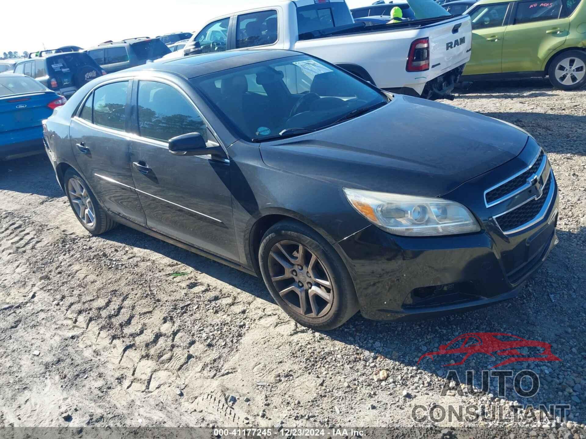 CHEVROLET MALIBU 2013 - 1G11C5SA3DF217066