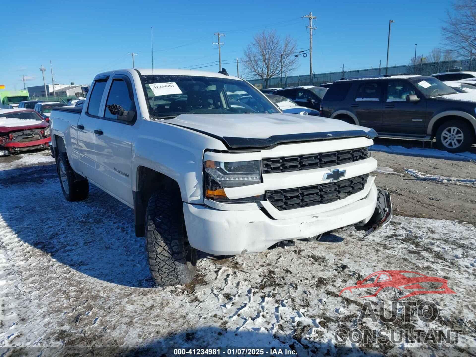 CHEVROLET SILVERADO 1500 2018 - 1GCVKPEC4JZ288551