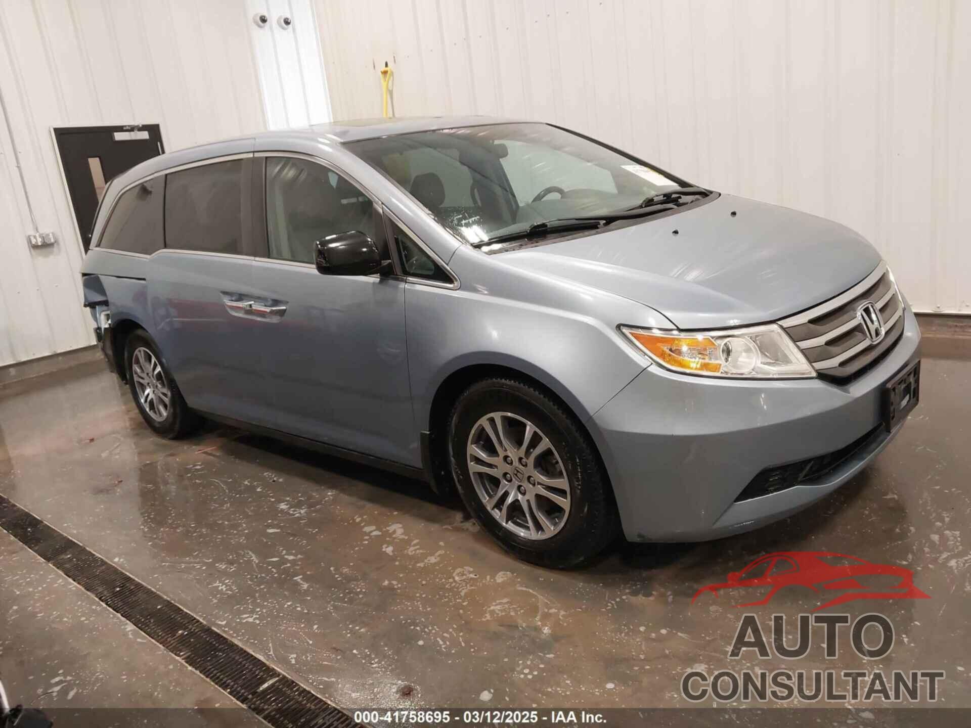 HONDA ODYSSEY 2013 - 5FNRL5H67DB015512
