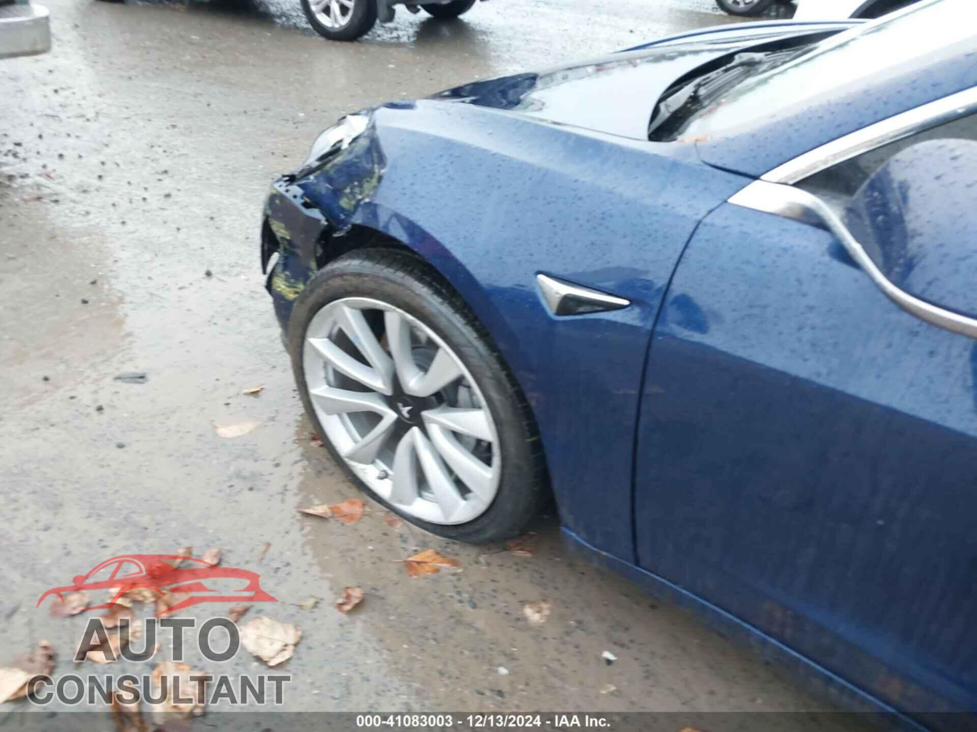 TESLA MODEL 3 2018 - 5YJ3E1EA4JF038565