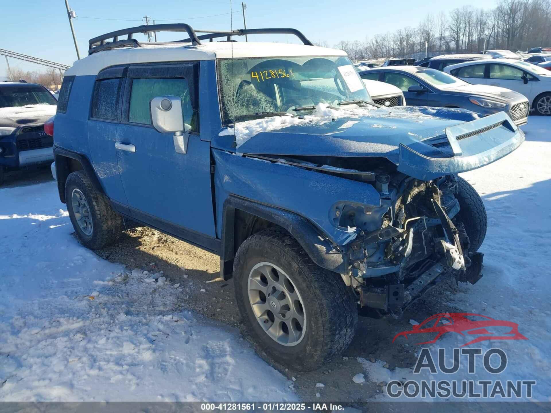 TOYOTA FJ CRUISER 2013 - JTEBU4BF2DK148937