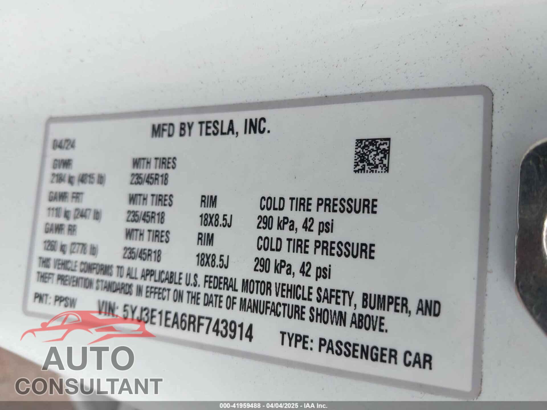 TESLA MODEL 3 2024 - 5YJ3E1EA6RF743914
