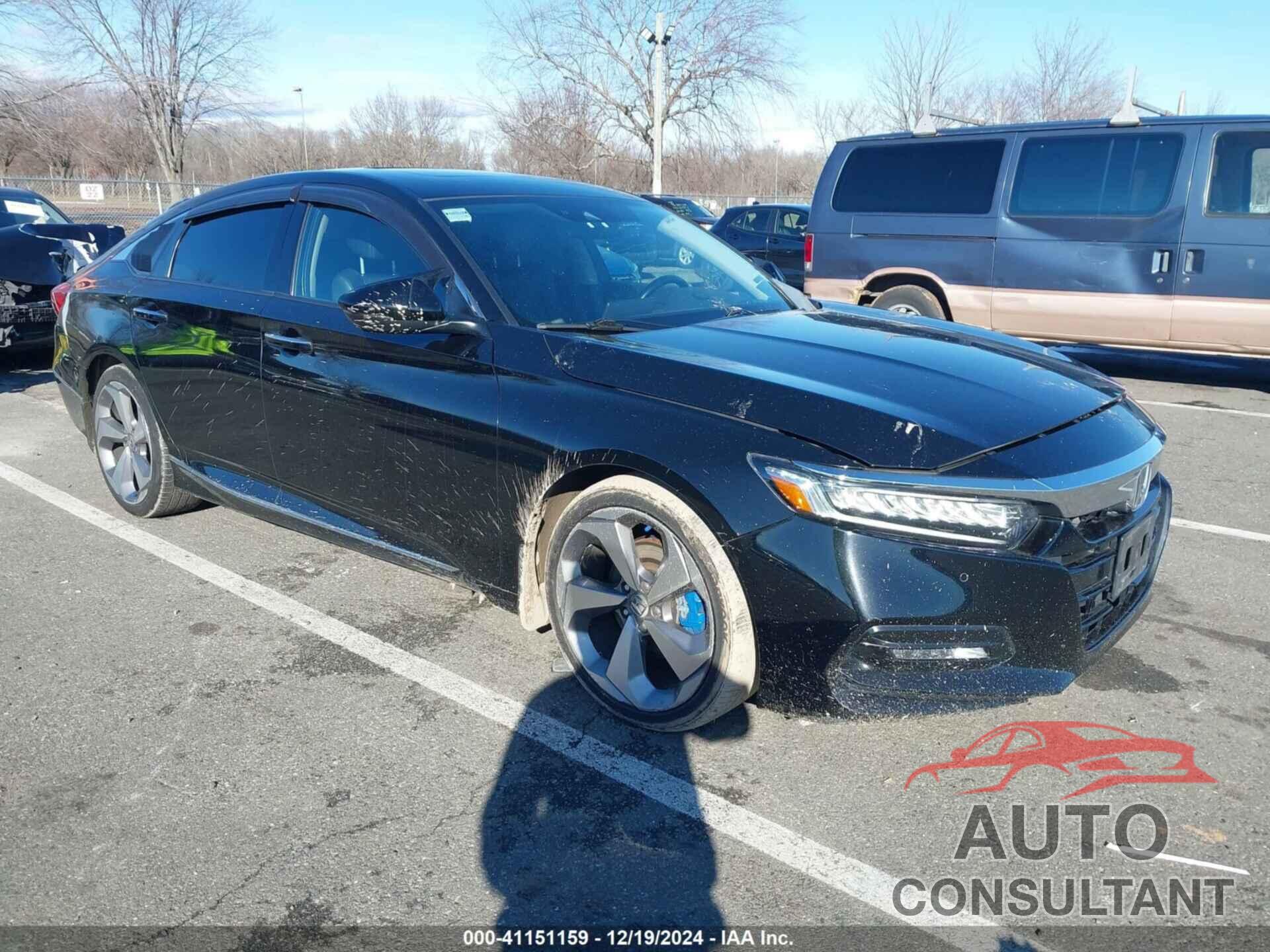 HONDA ACCORD 2018 - 1HGCV1F90JA000538