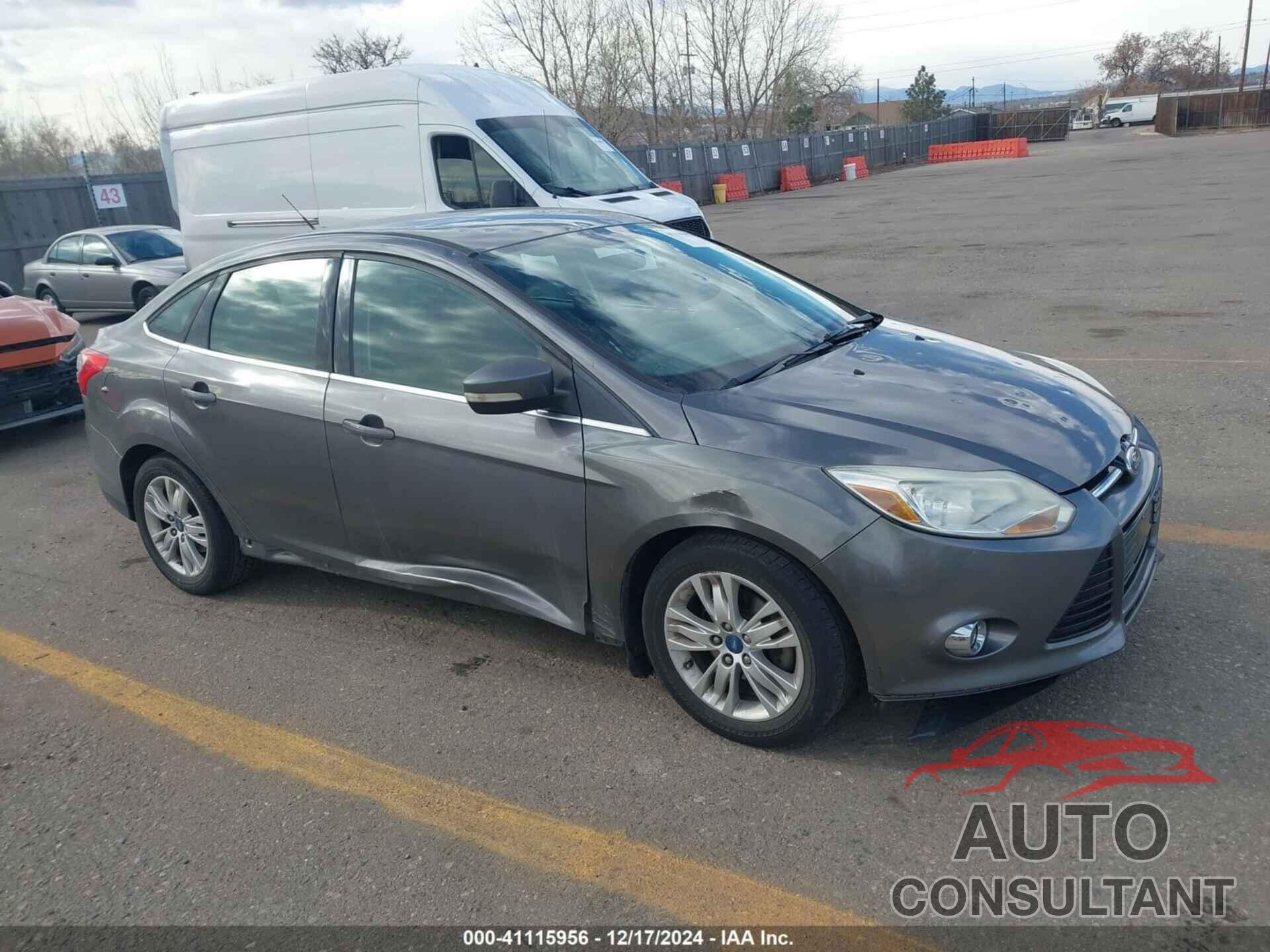 FORD FOCUS 2012 - 1FAHP3H24CL114839