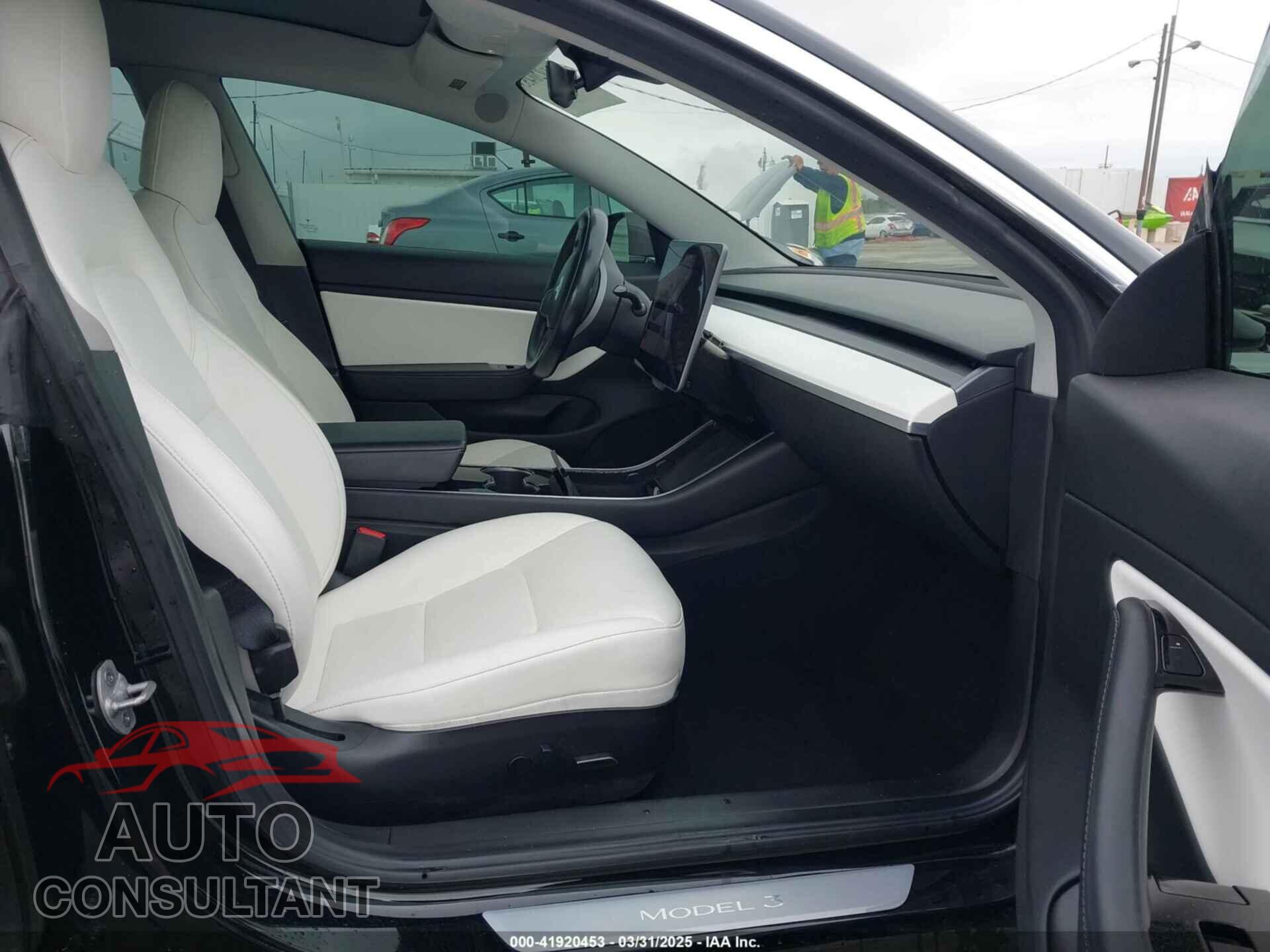 TESLA MODEL 3 2018 - 5YJ3E1EA4JF177966