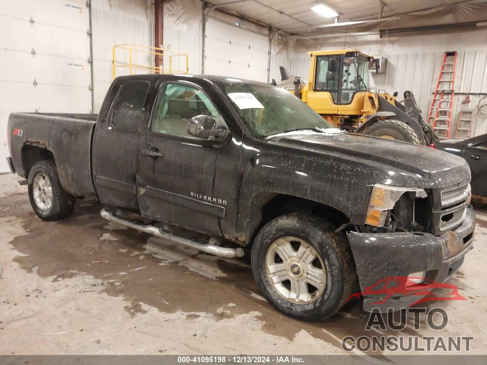 CHEVROLET SILVERADO 1500 2013 - 1GCRKTE76DZ217269