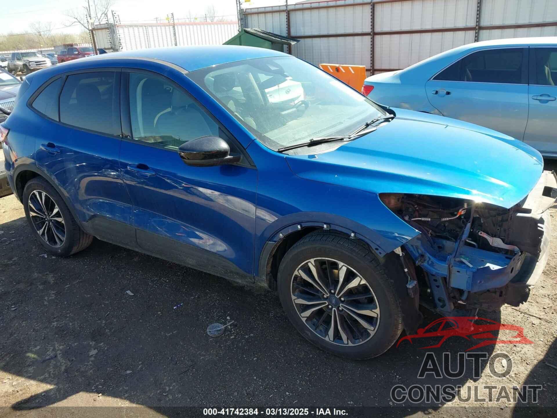 FORD ESCAPE 2022 - 1FMCU0G68NUB88760