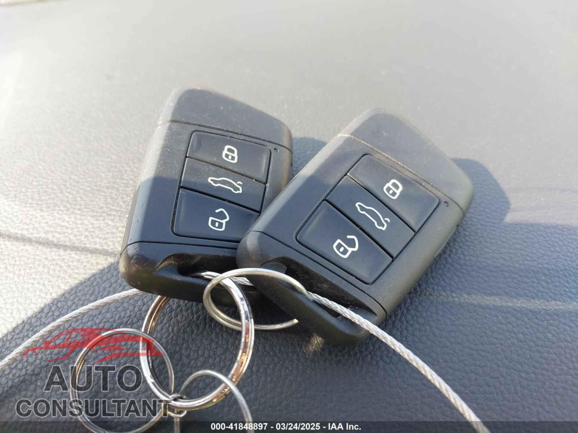 VOLKSWAGEN JETTA 2019 - 3VWCB7BU5KM224829