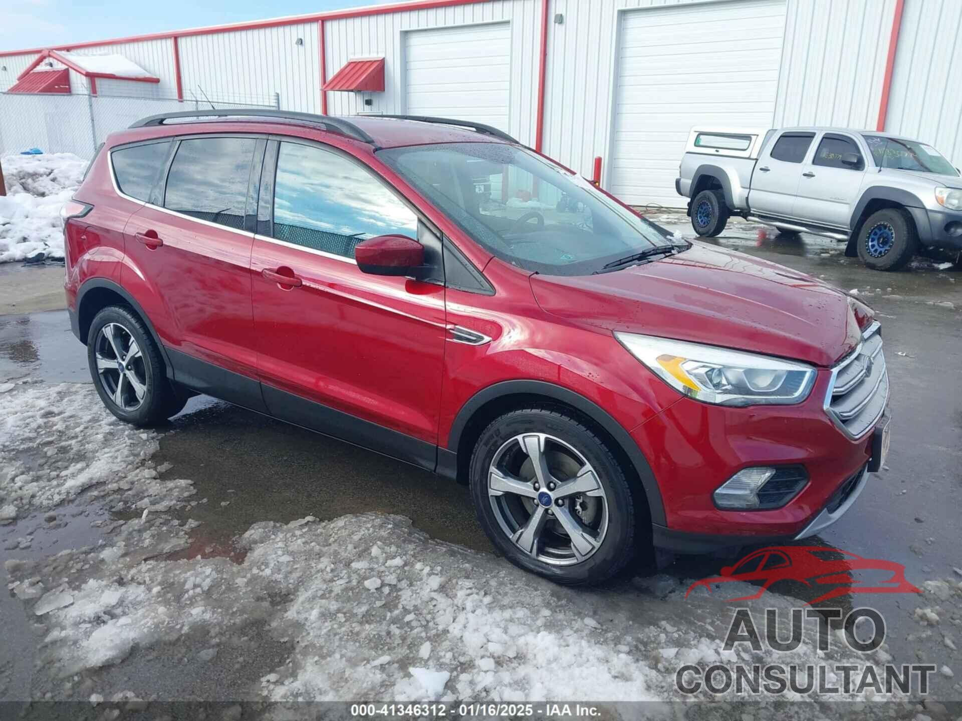 FORD ESCAPE 2017 - 1FMCU0G93HUE68360