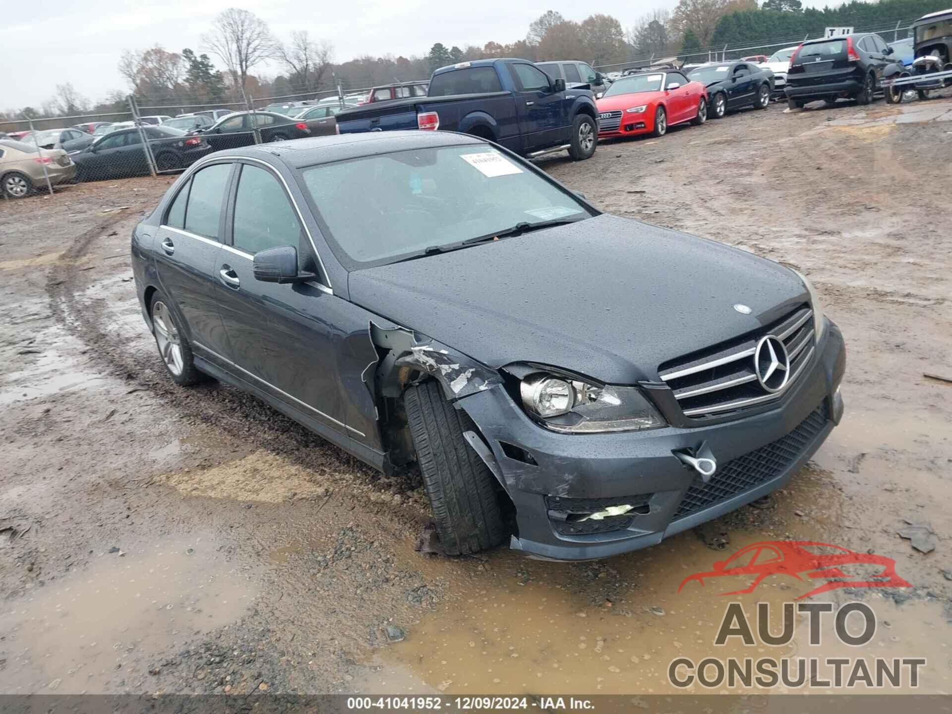 MERCEDES-BENZ C 250 2014 - WDDGF4HB9ER309128