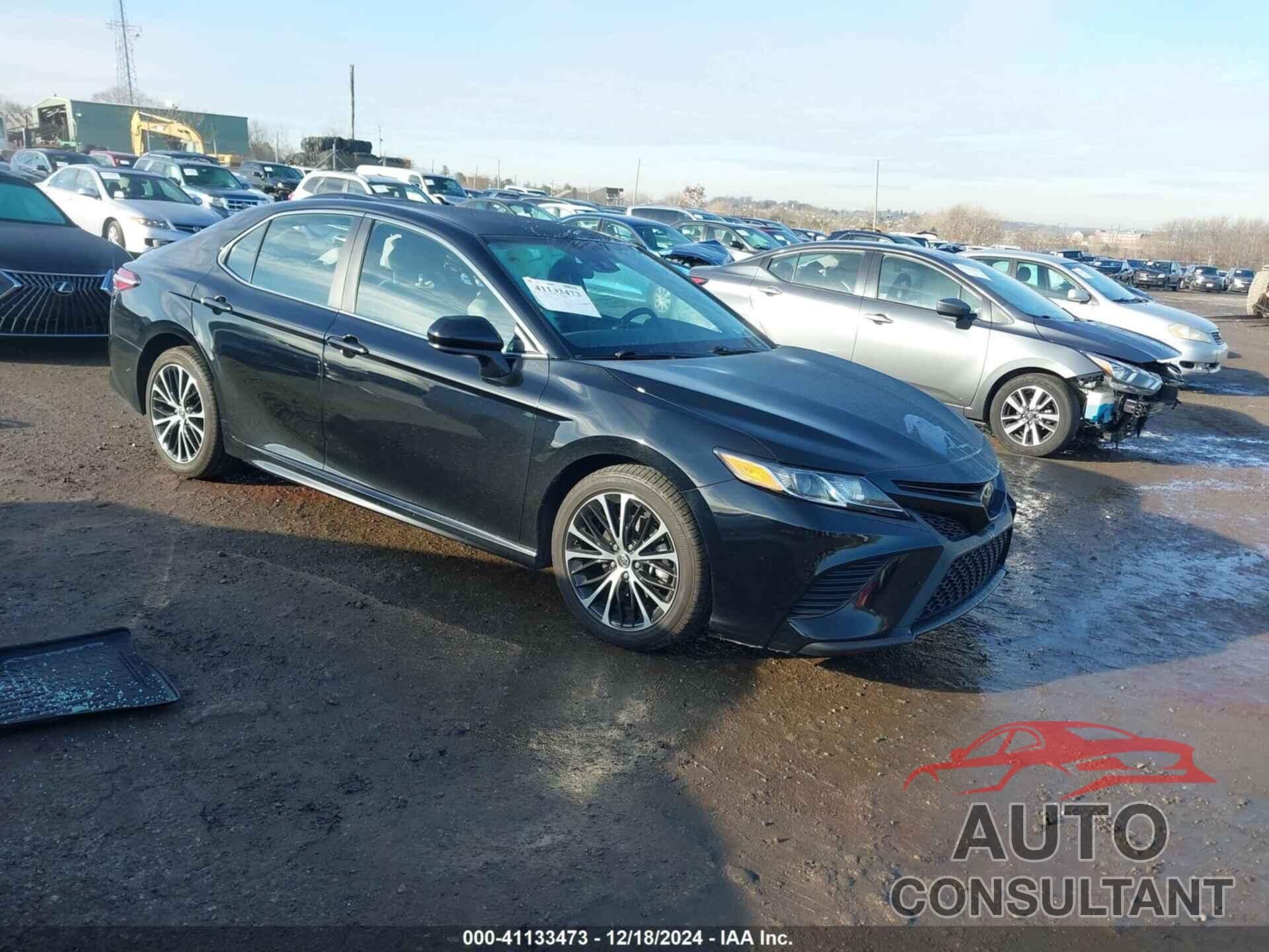 TOYOTA CAMRY 2019 - 4T1B11HK2KU220636