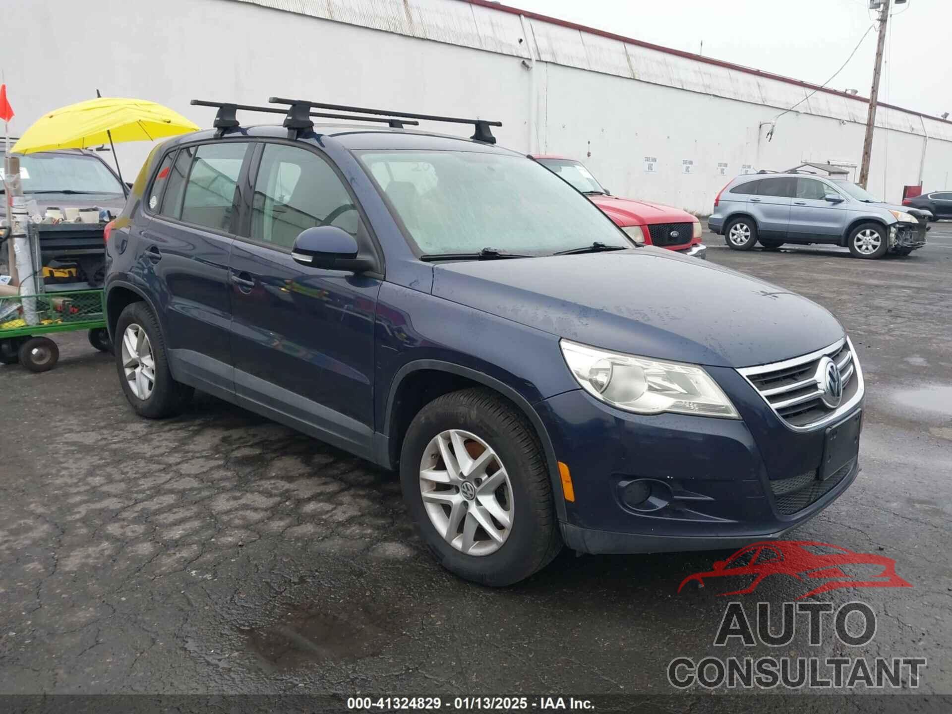 VOLKSWAGEN TIGUAN 2011 - WVGBV7AX0BW502713