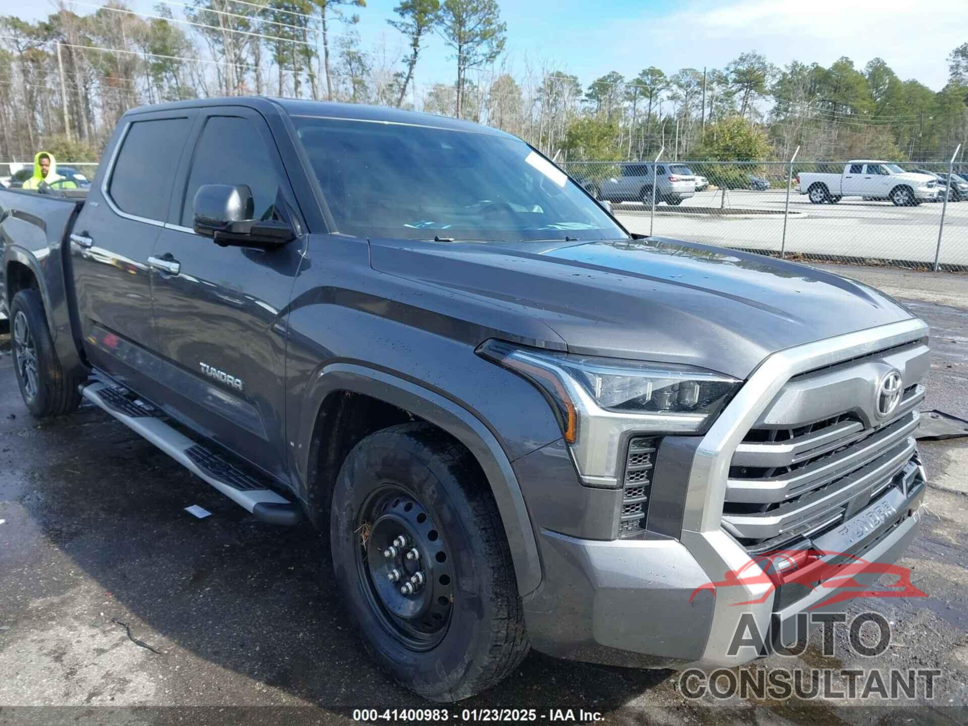 TOYOTA TUNDRA 2022 - 5TFJA5AB7NX011302