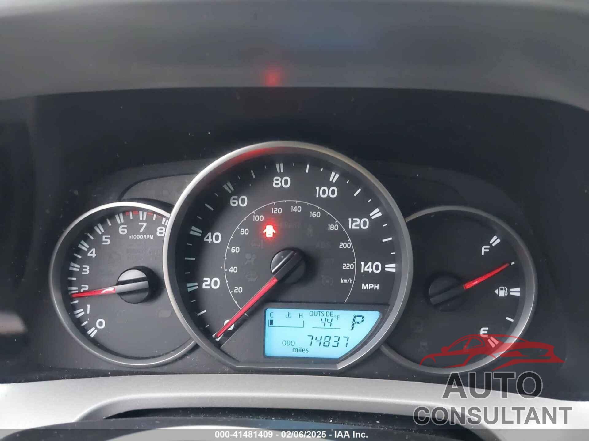 TOYOTA RAV4 2016 - 2T3BFREV8GW462344