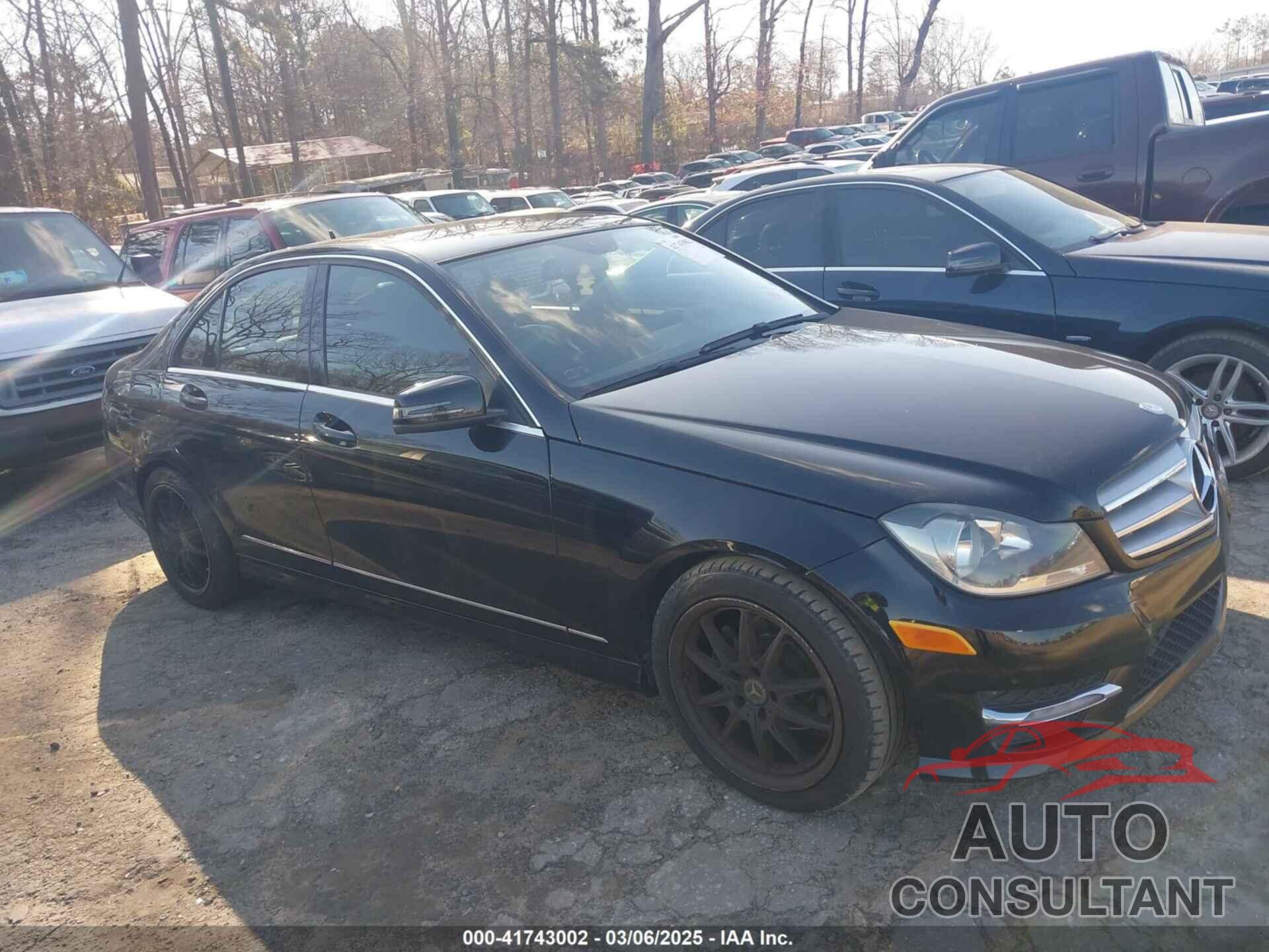 MERCEDES-BENZ C 250 2013 - WDDGF4HB7DR274958