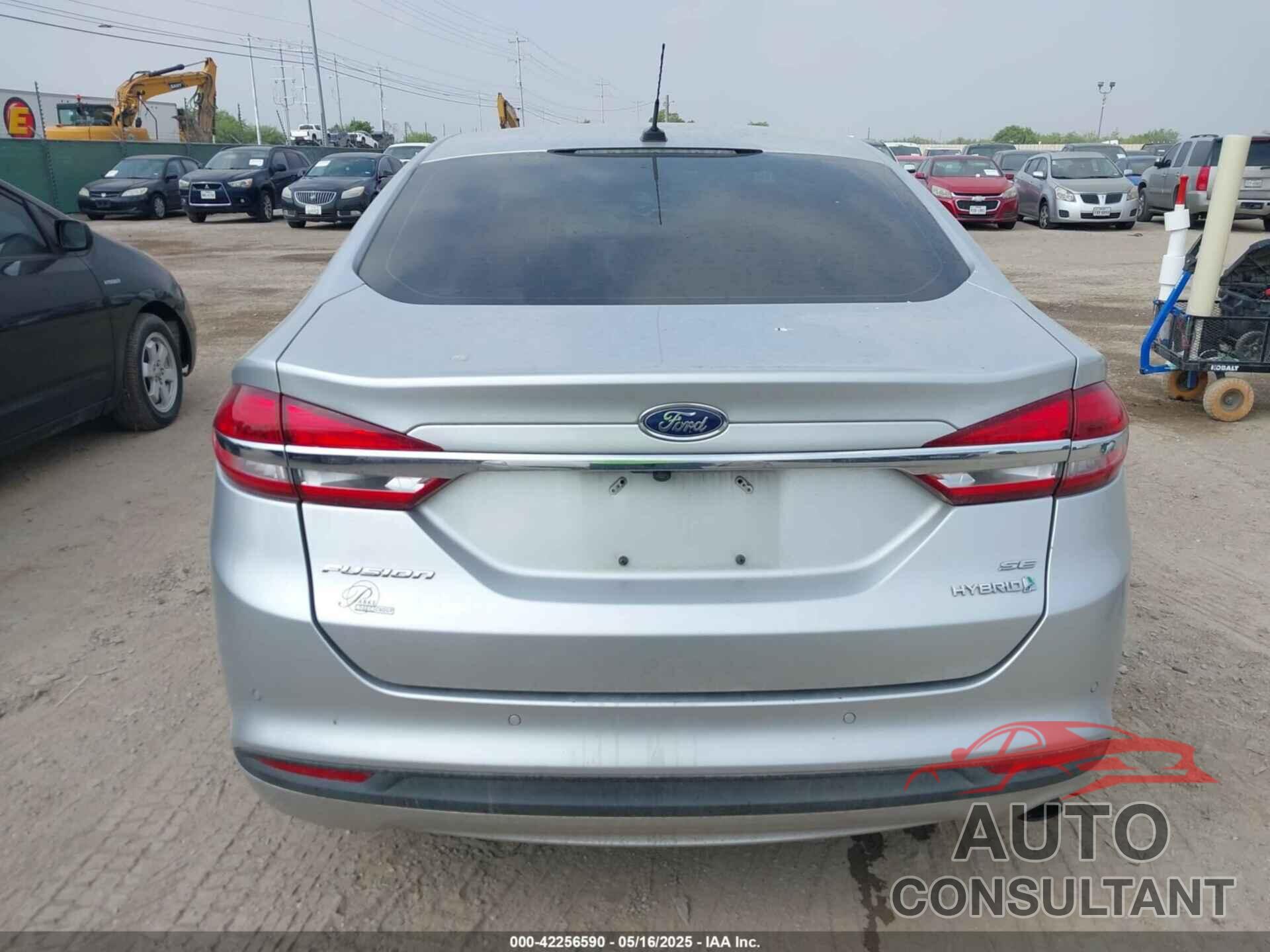 FORD FUSION HYBRID 2018 - 3FA6P0LU1JR157595