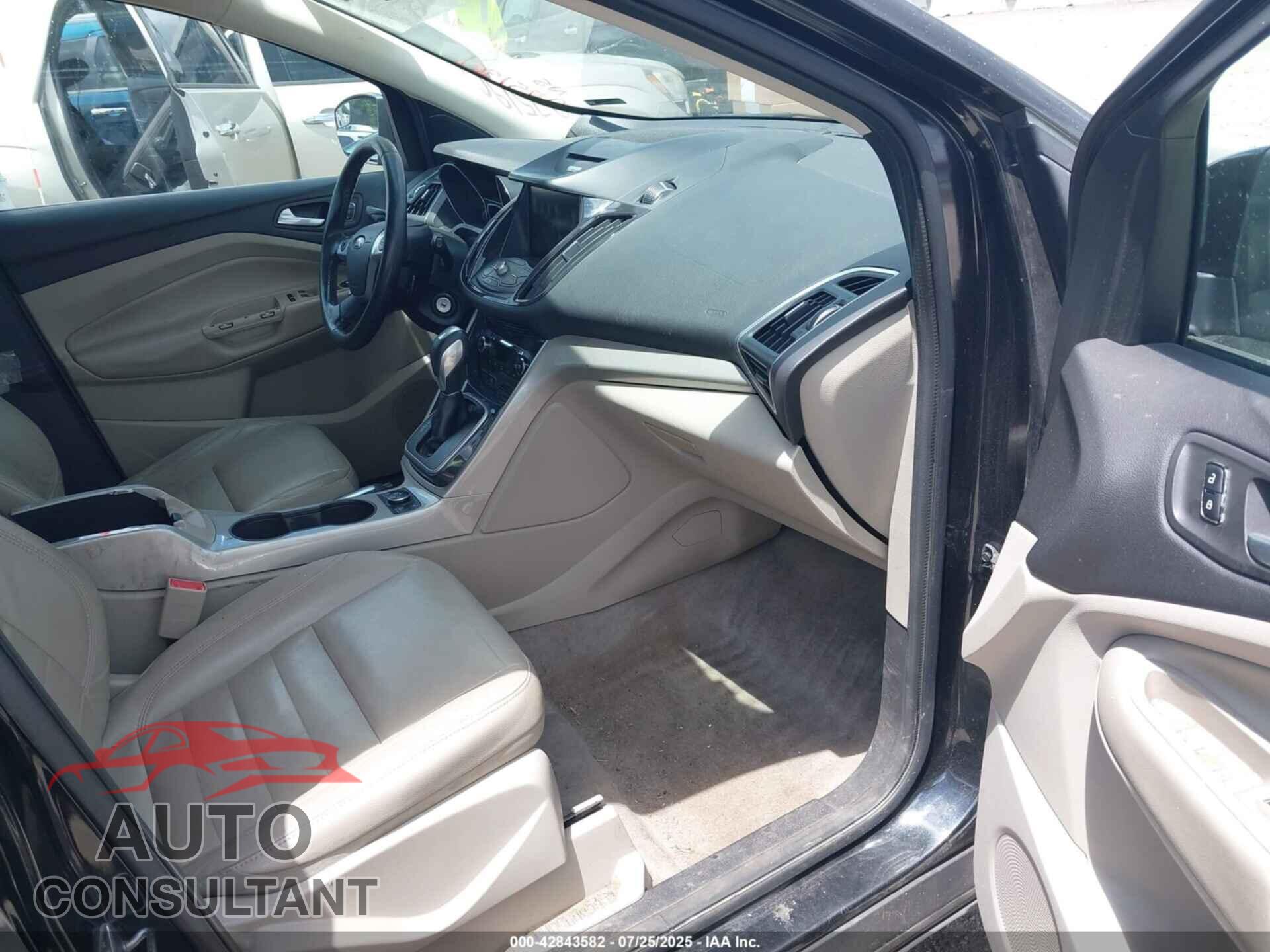 FORD ESCAPE 2013 - 1FMCU9H94DUA75190