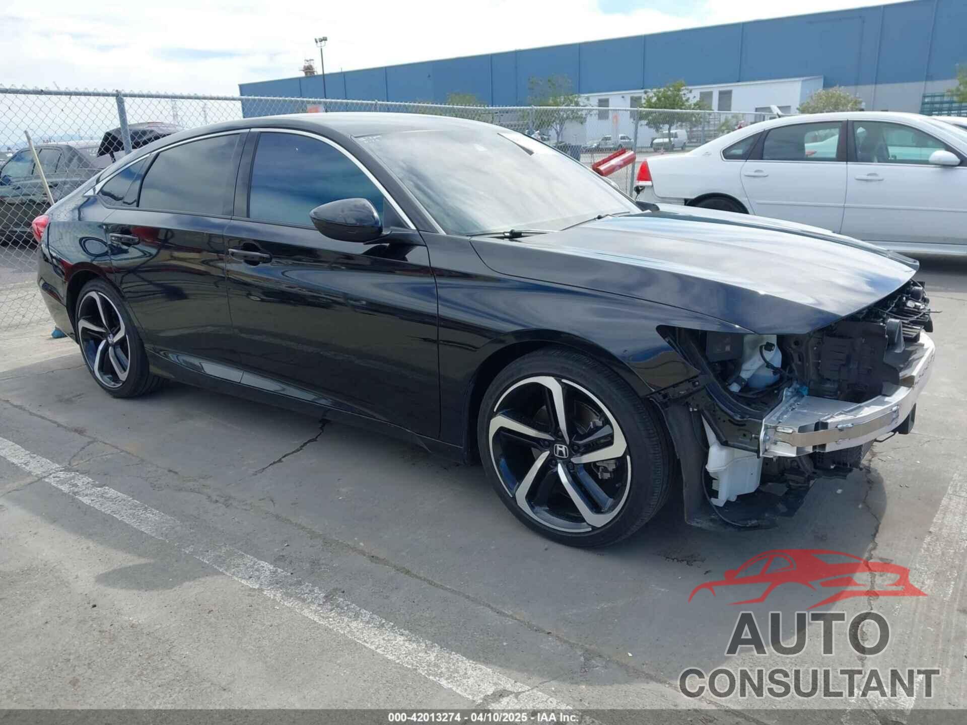 HONDA ACCORD 2018 - 1HGCV1F33JA267913