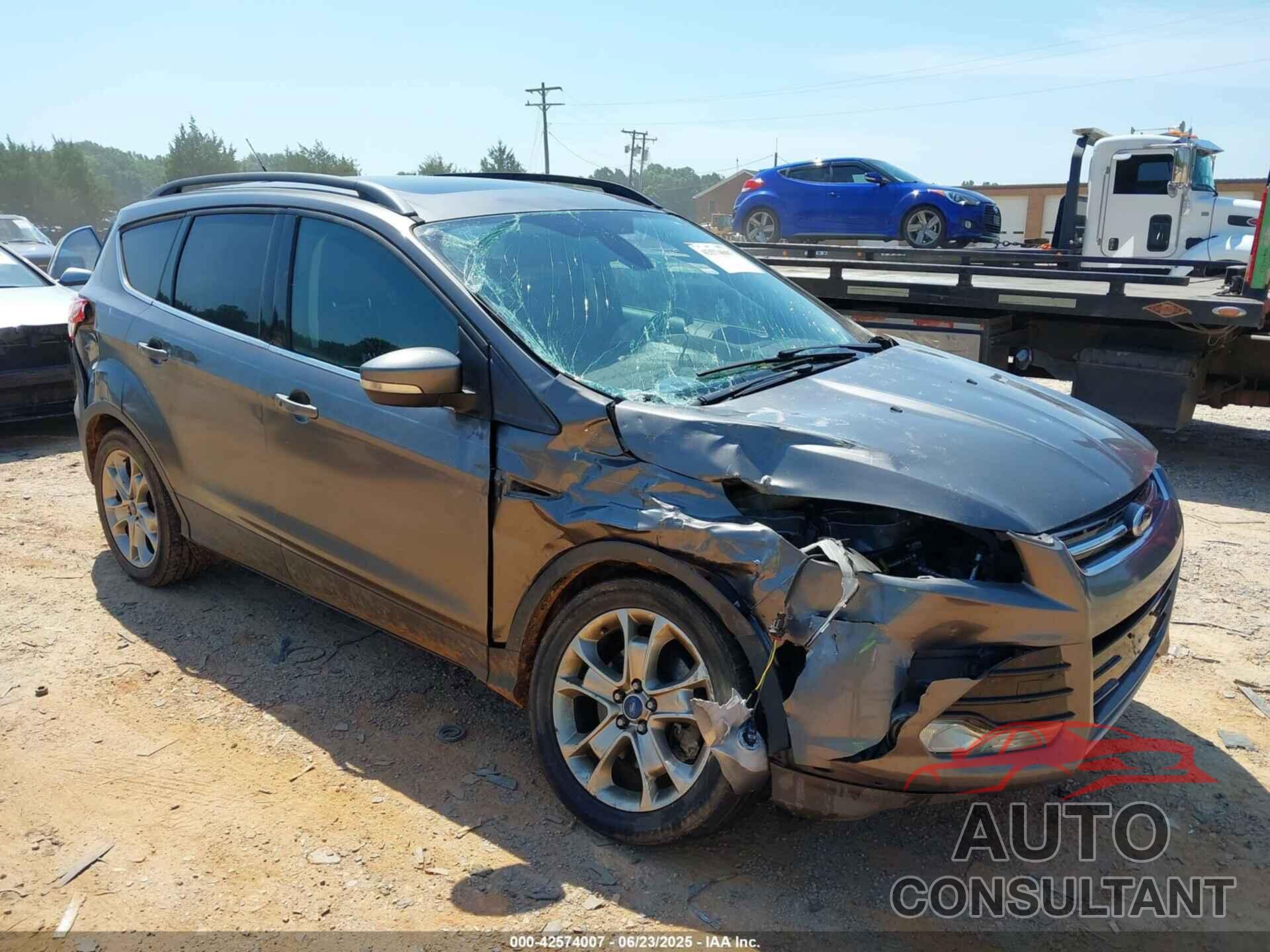 FORD ESCAPE 2013 - 1FMCU9H94DUB05255