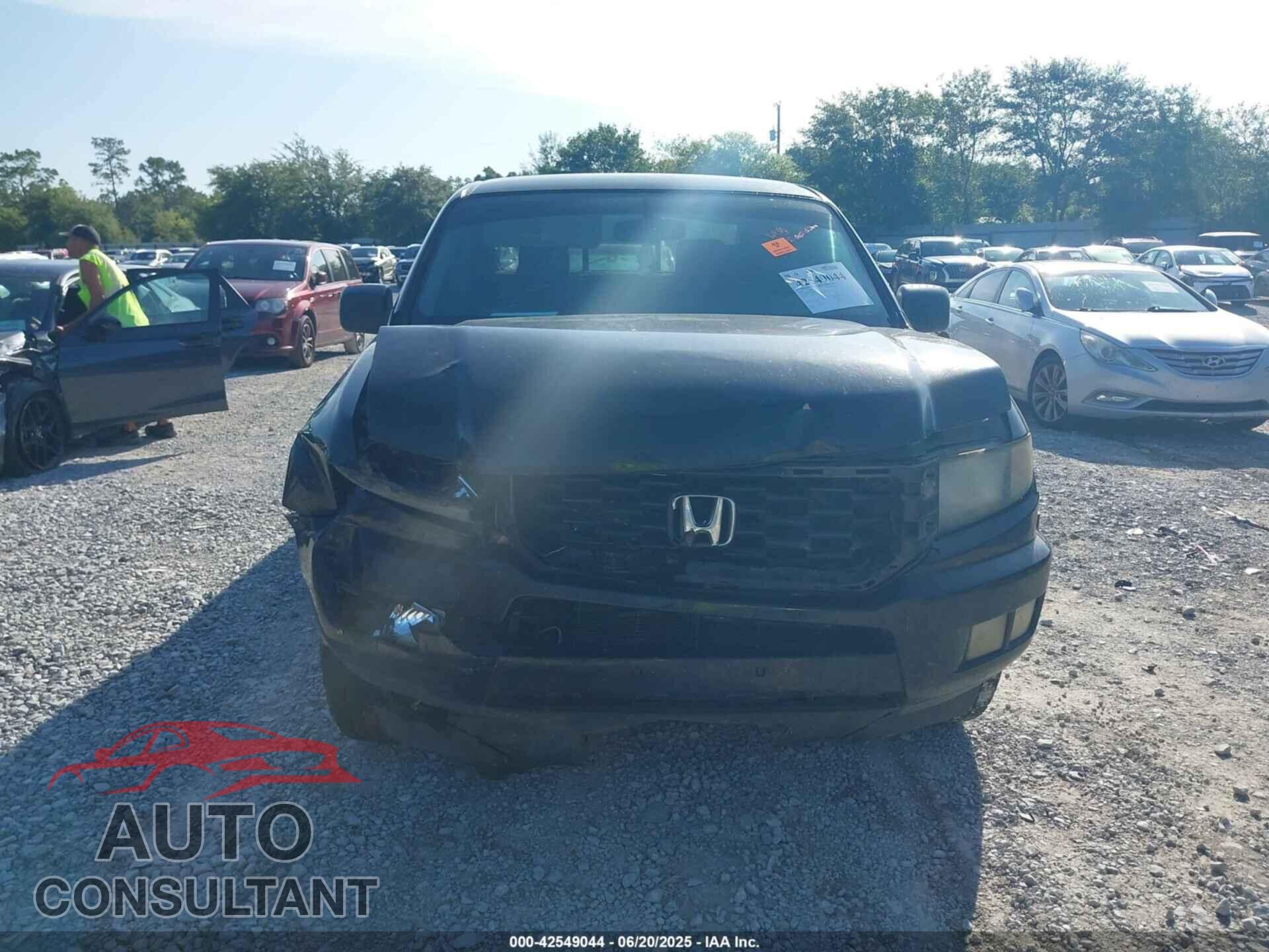 HONDA RIDGELINE 2014 - 5FPYK1F77EB005980