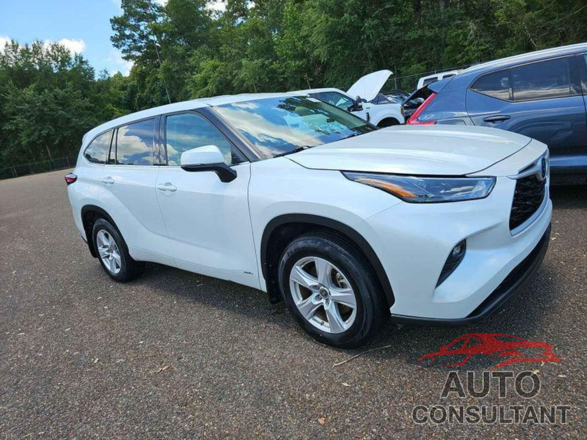 TOYOTA HIGHLANDER 2022 - 5TDBBRCH3NS561032