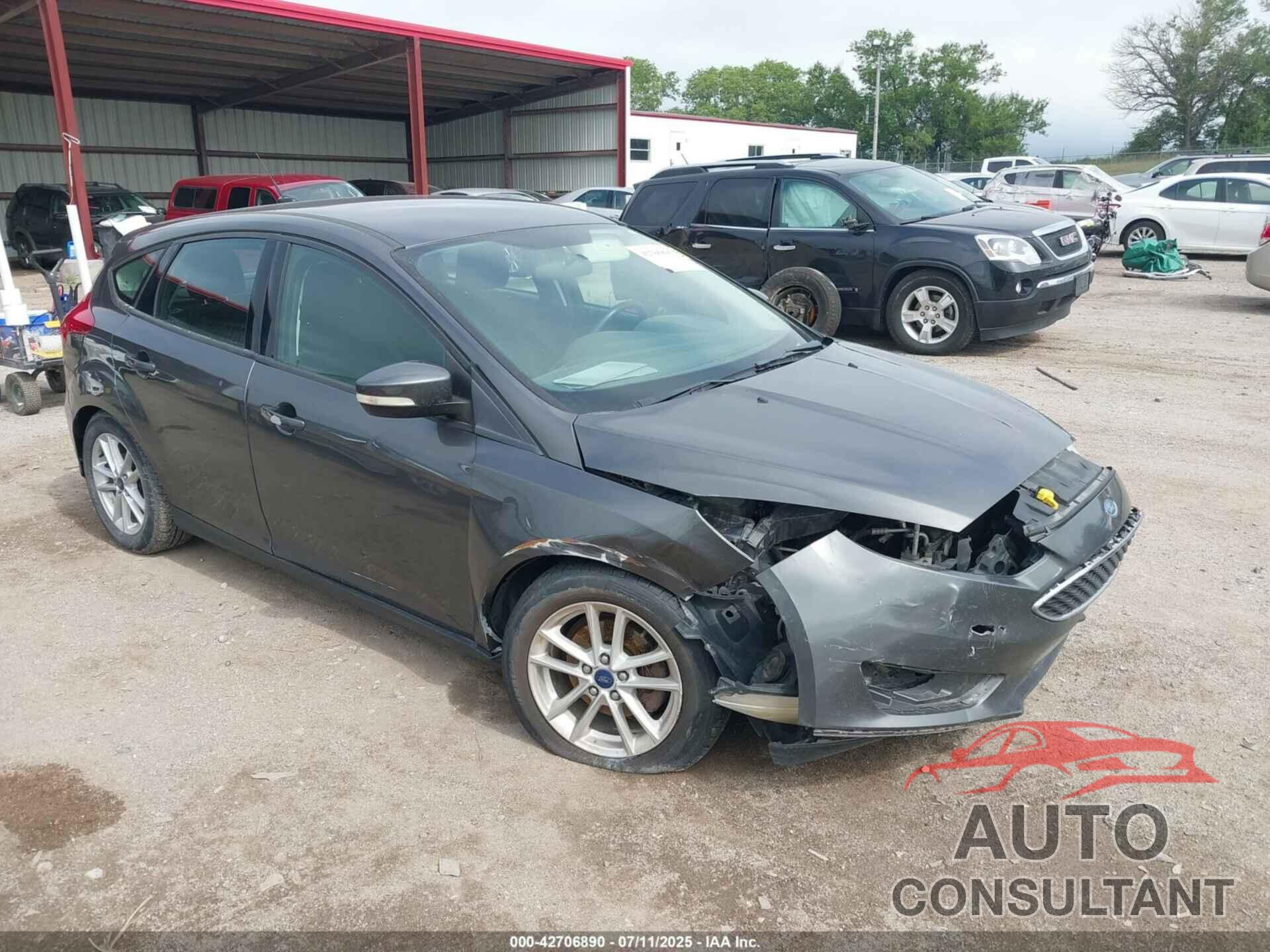 FORD FOCUS 2015 - 1FADP3K22FL228222