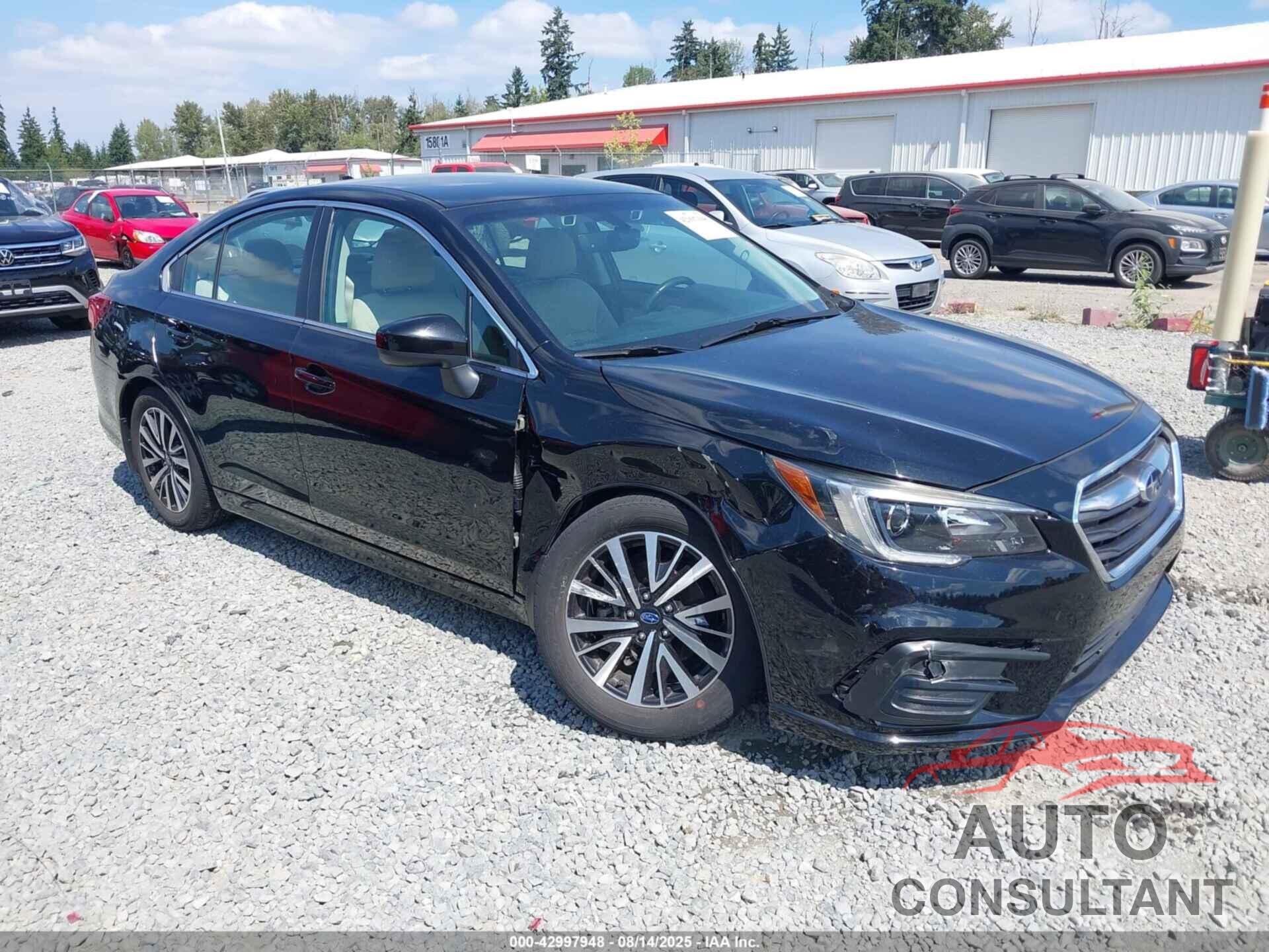 SUBARU LEGACY 2019 - 4S3BNAF68K3040923