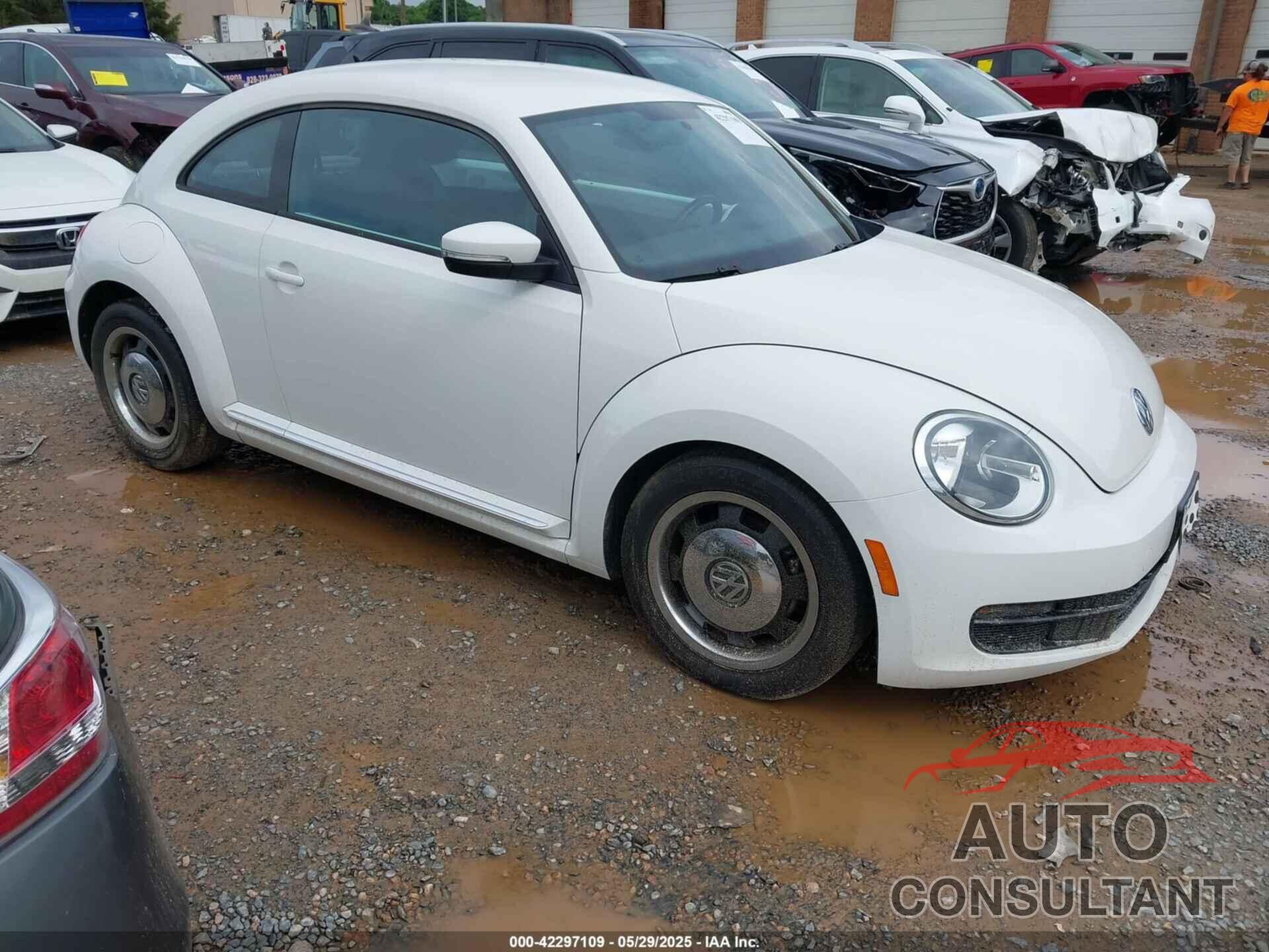 VOLKSWAGEN BEETLE 2012 - 3VWJP7AT4CM639840