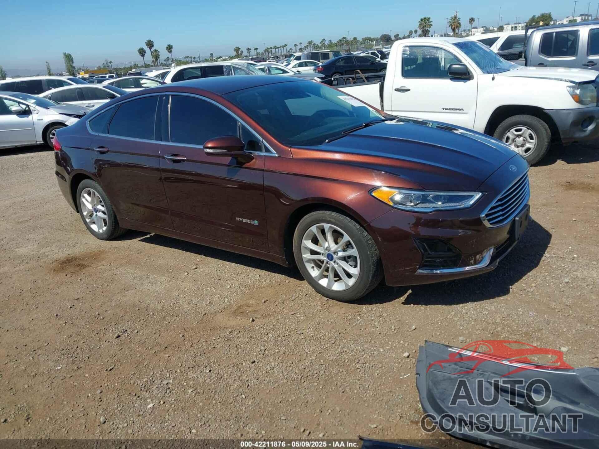 FORD FUSION HYBRID 2019 - 3FA6P0MU3KR220115