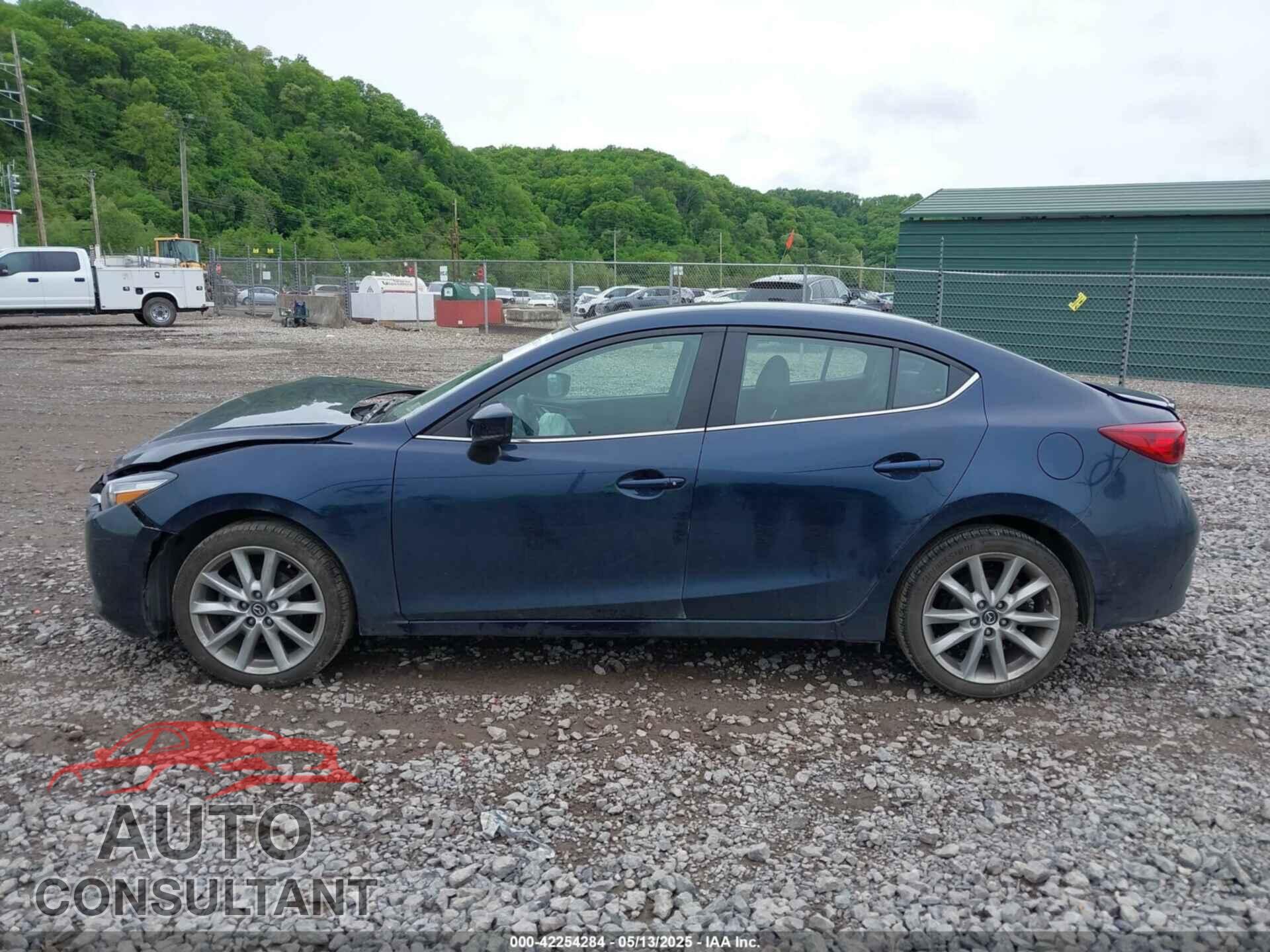 MAZDA MAZDA3 2017 - 3MZBN1V70HM112308