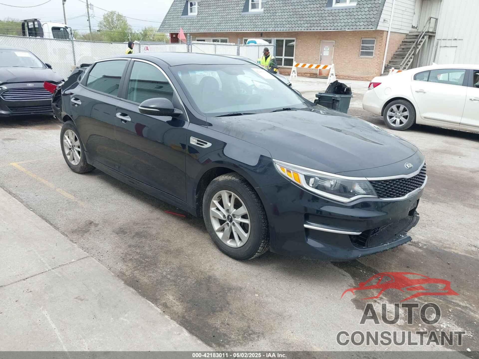 KIA OPTIMA 2018 - 5XXGT4L3XJG209345