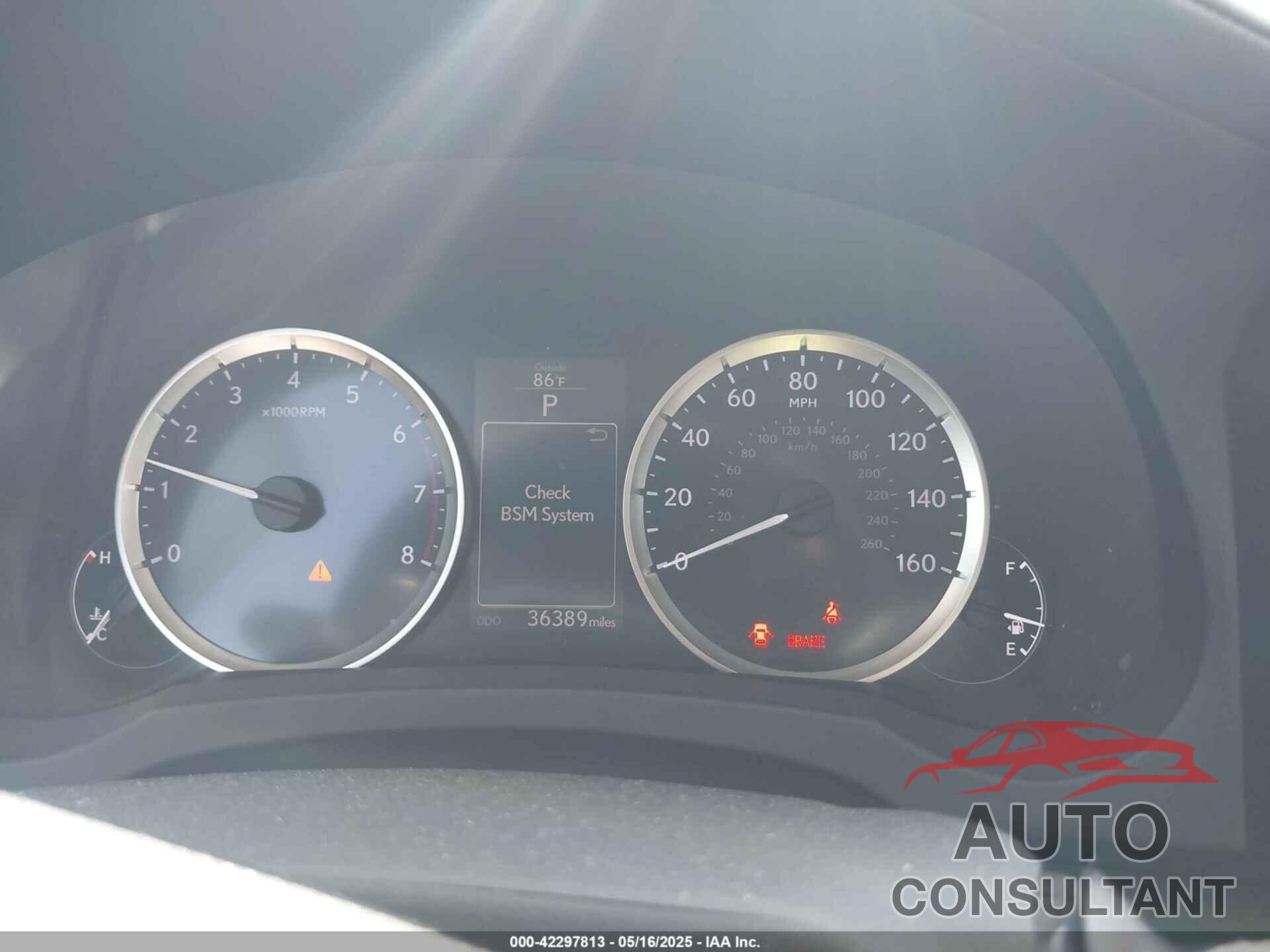 LEXUS IS 200T 2016 - JTHBA1D2XG5015303