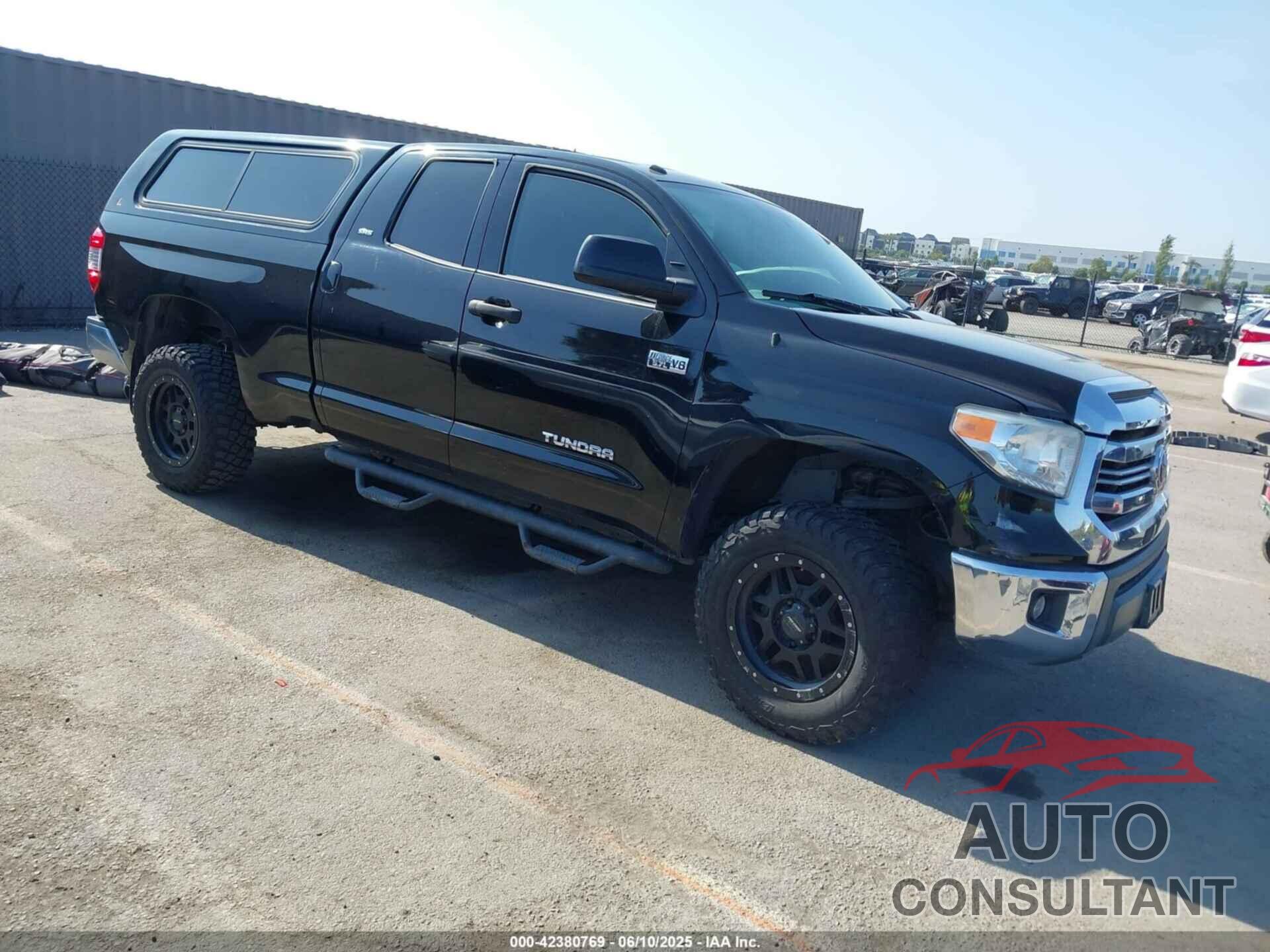 TOYOTA TUNDRA 2017 - 5TFUY5F12HX611173