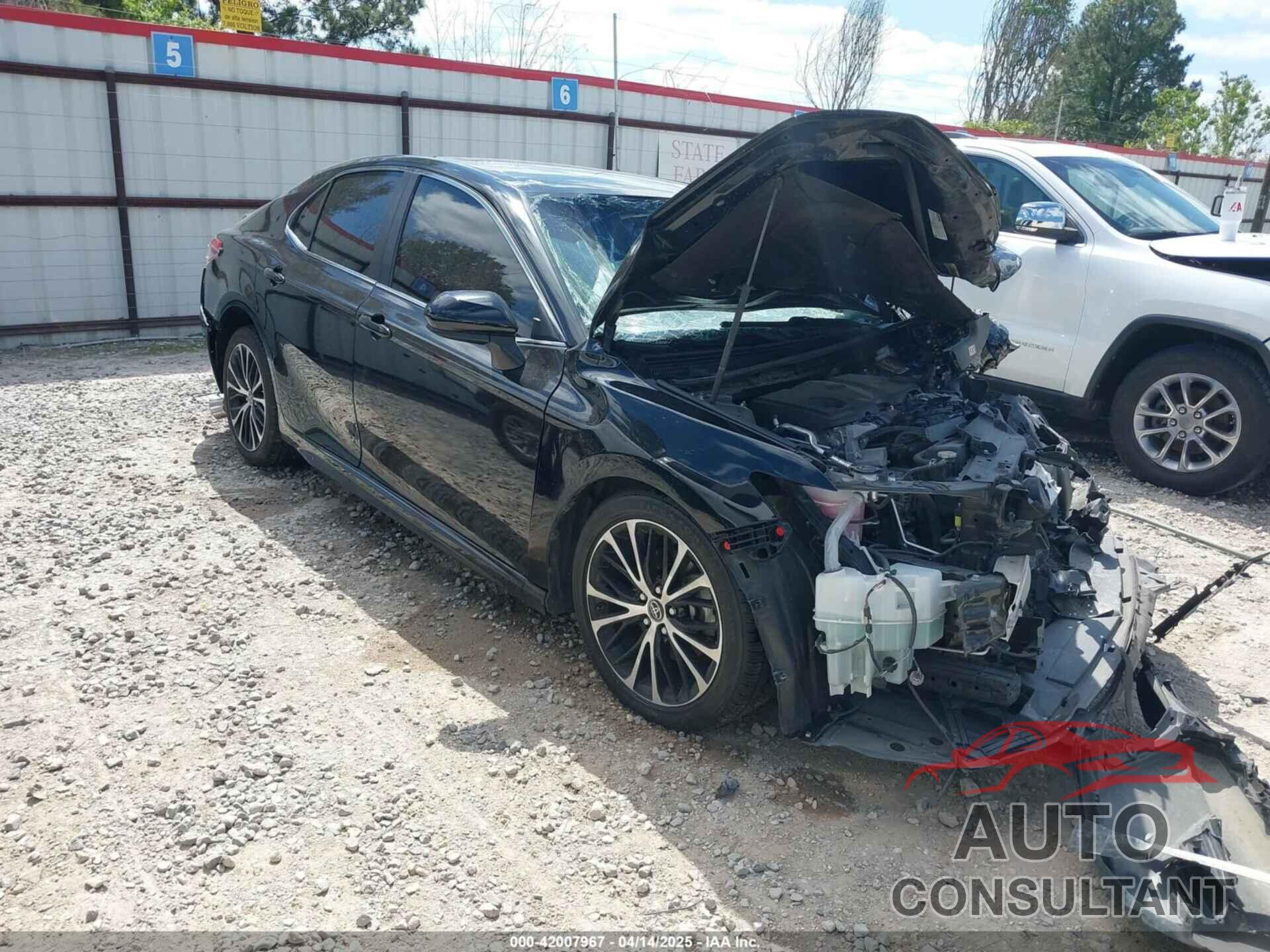 TOYOTA CAMRY 2019 - 4T1B11HK3KU706971