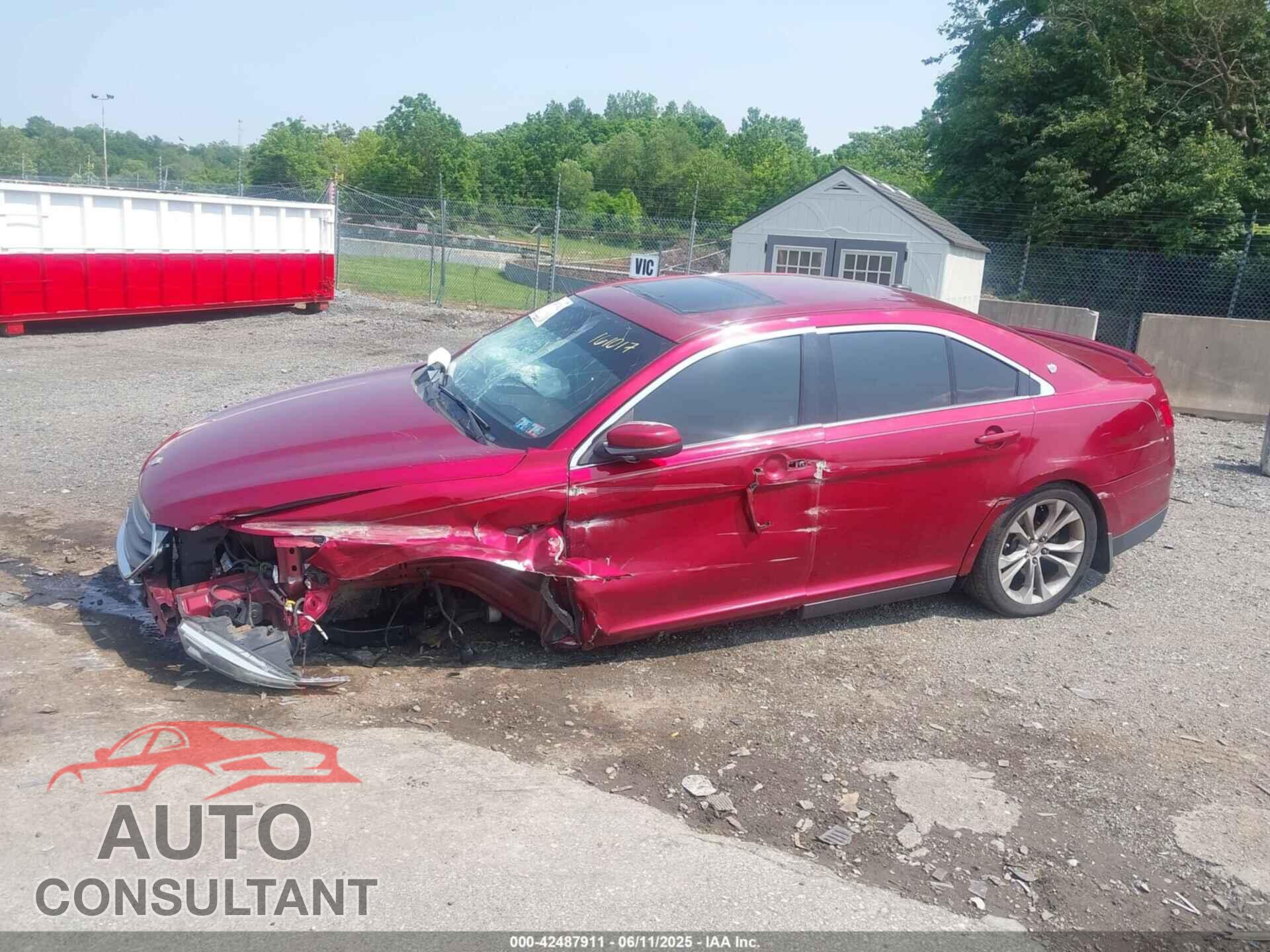 FORD TAURUS 2013 - 1FAHP2E83DG161017