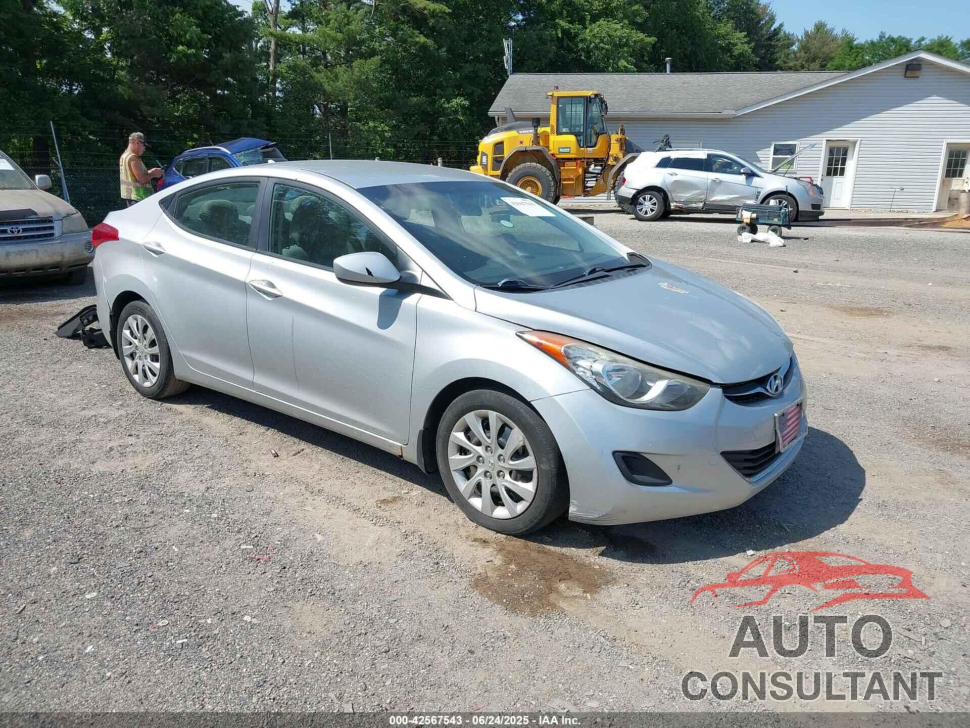HYUNDAI ELANTRA 2013 - 5NPDH4AE7DH199570