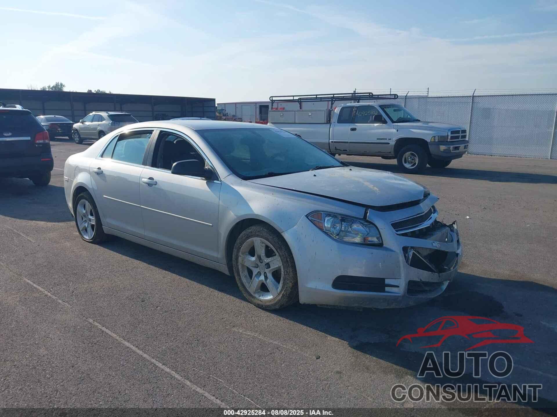 CHEVROLET MALIBU 2011 - 1G1ZB5E1XBF344427