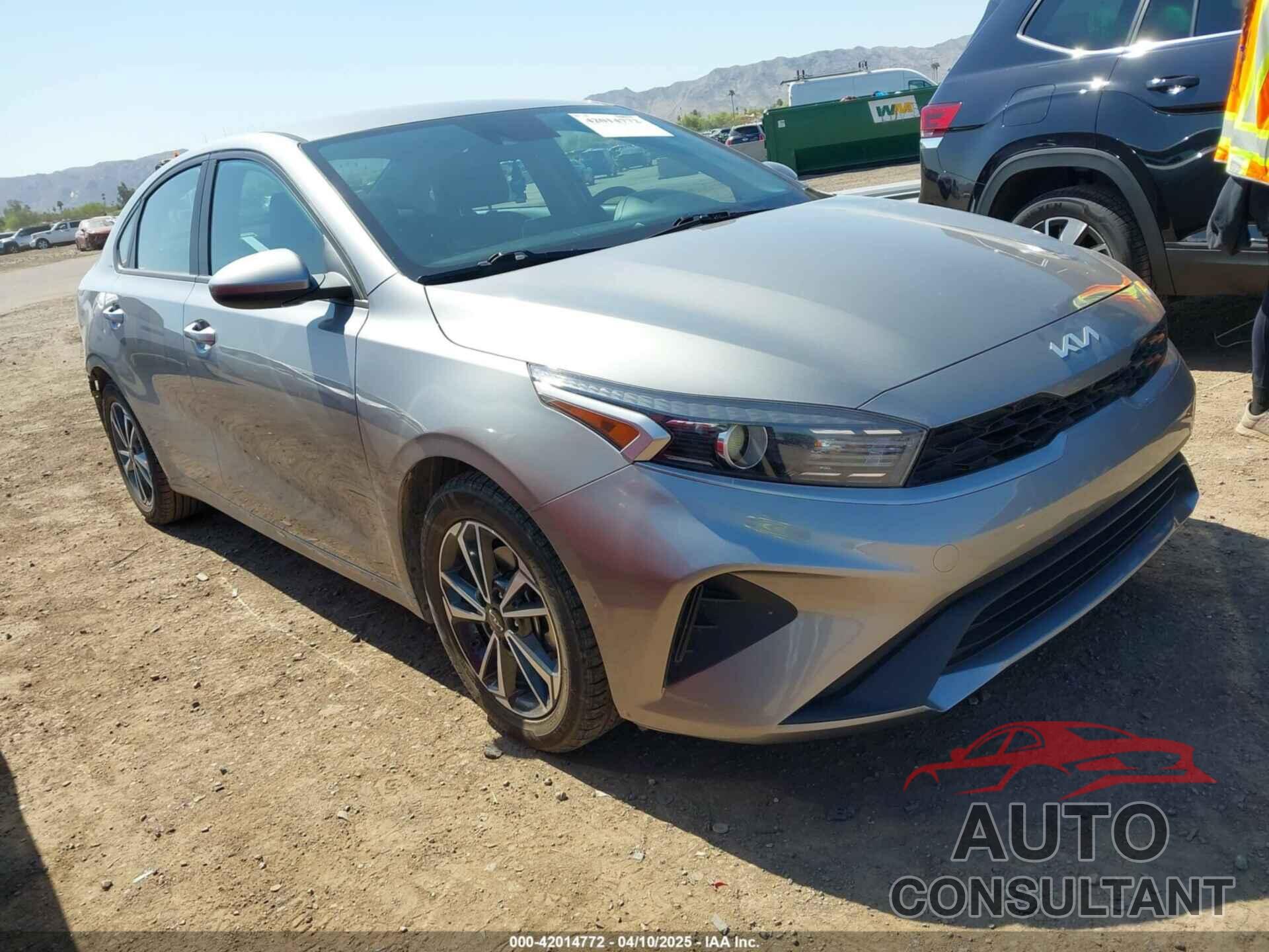 KIA FORTE 2023 - 3KPF24AD8PE608024