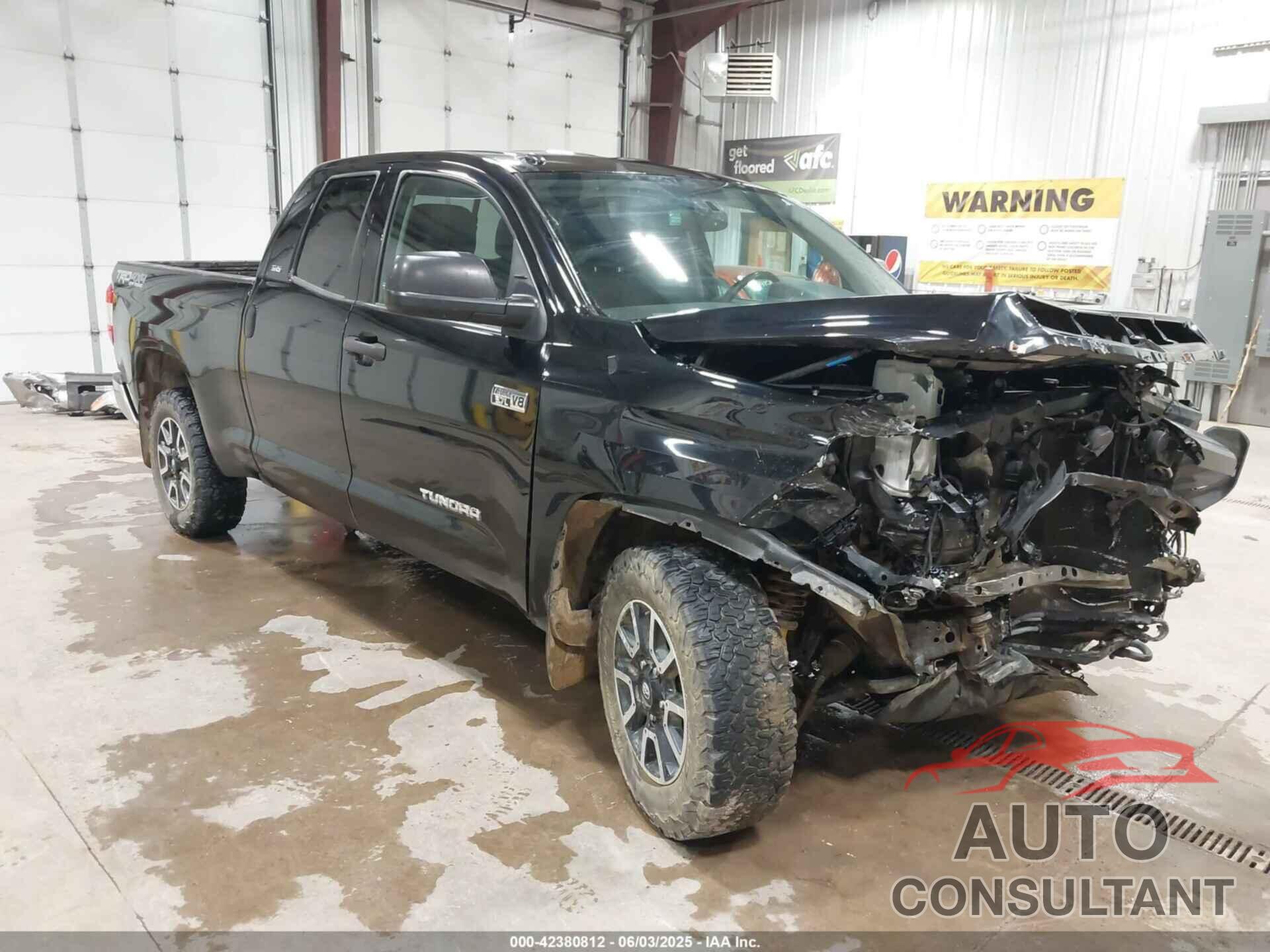 TOYOTA TUNDRA 2014 - 5TFUW5F14EX415382